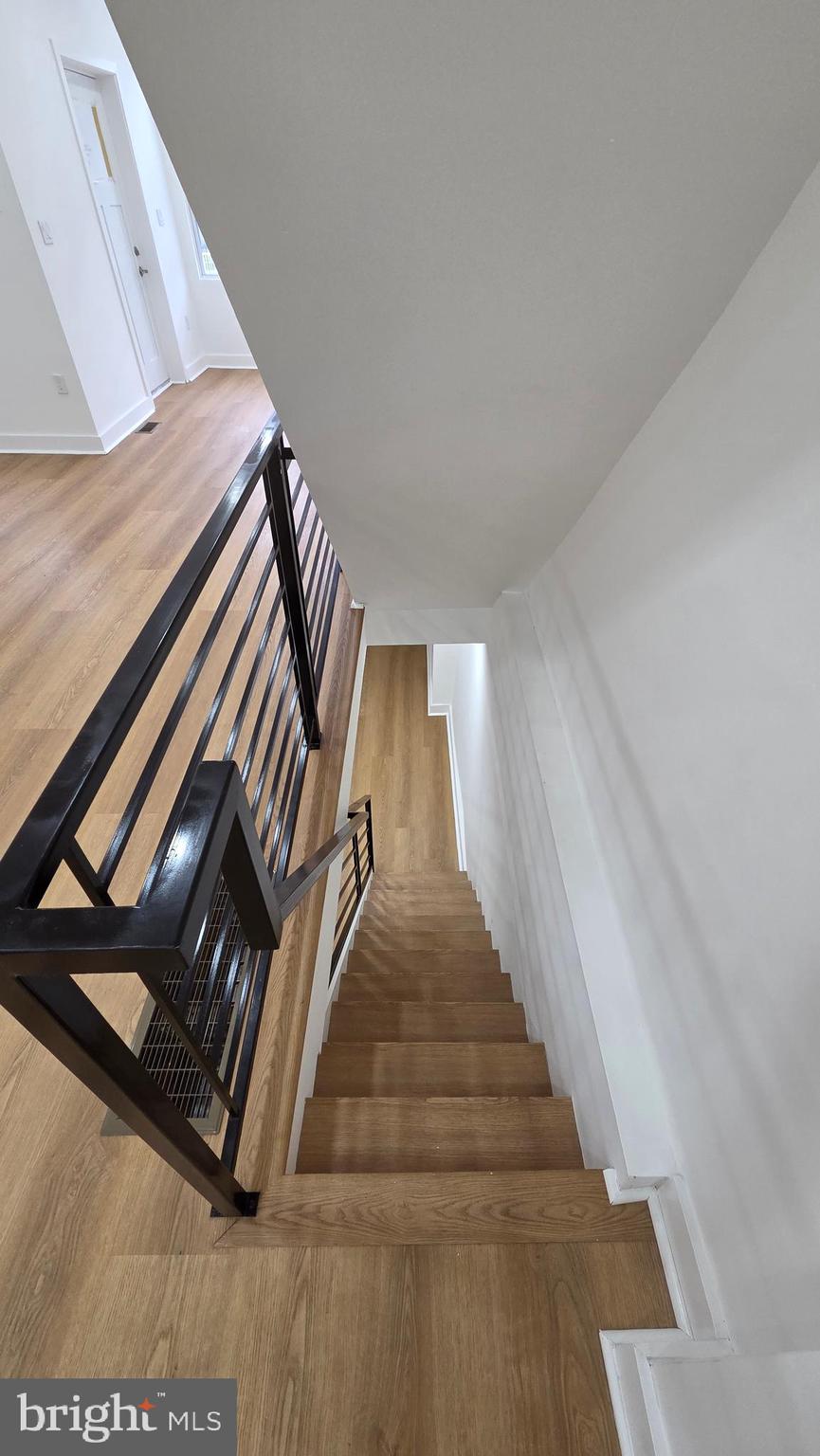 OXFORD CIRCLE - Residential