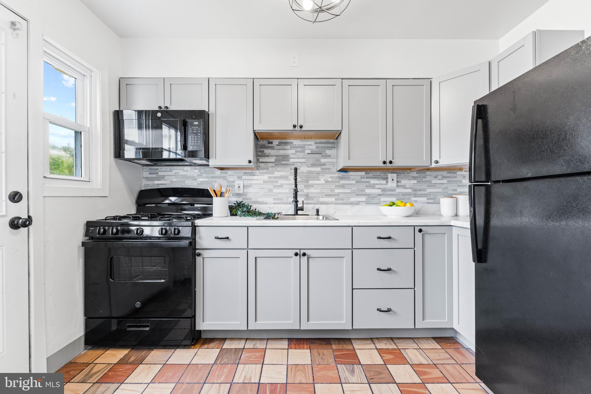 CEDONIA - Residential