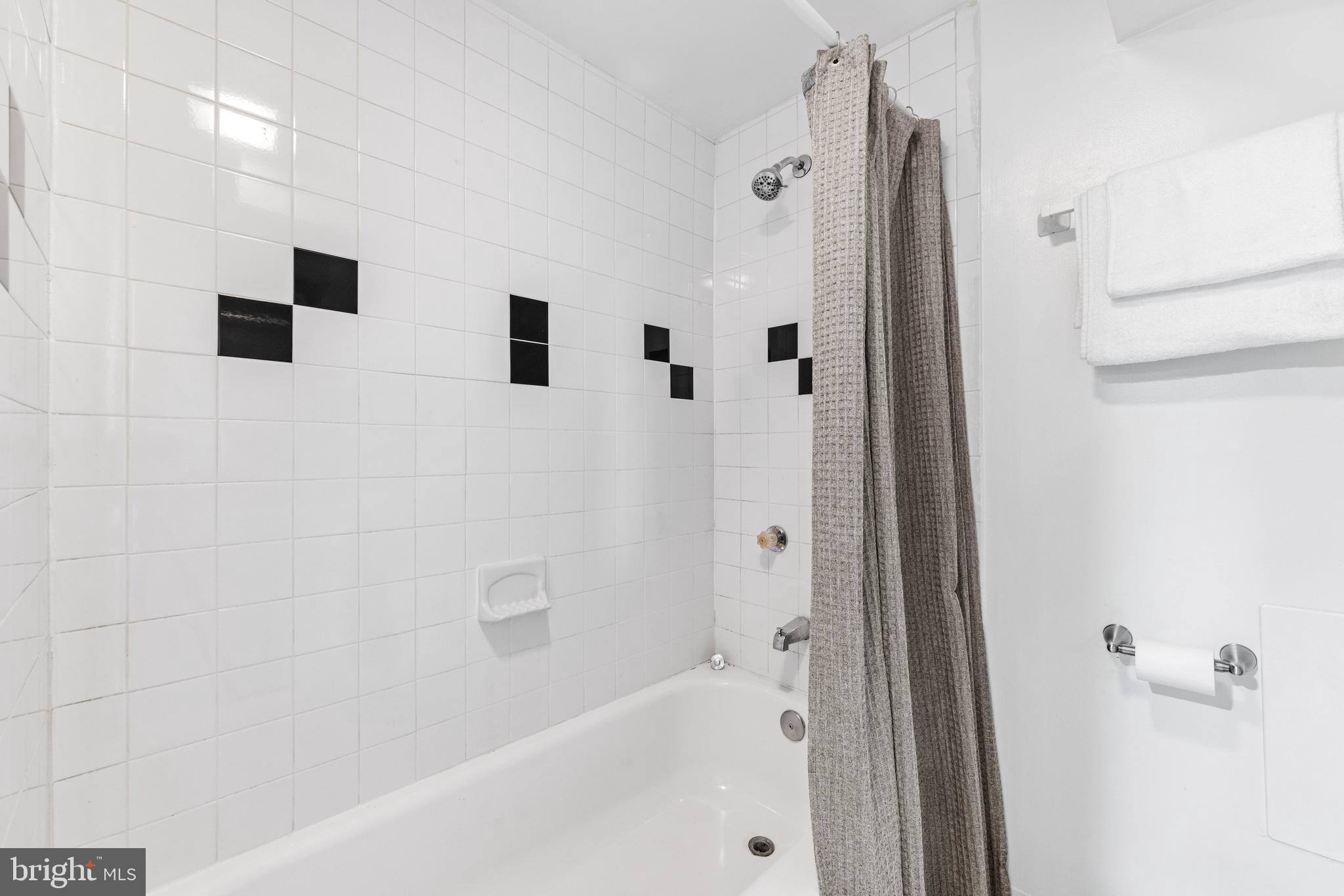 CEDONIA - Residential