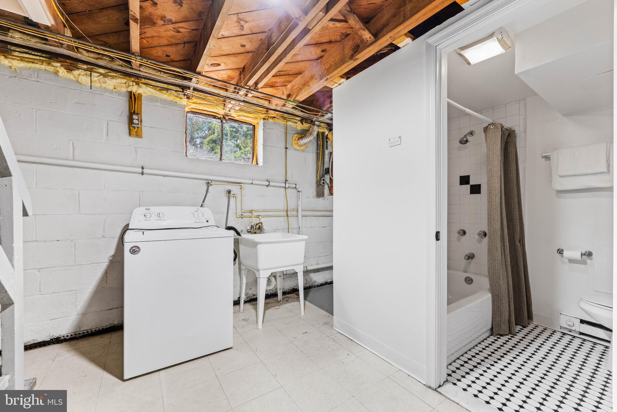 CEDONIA - Residential