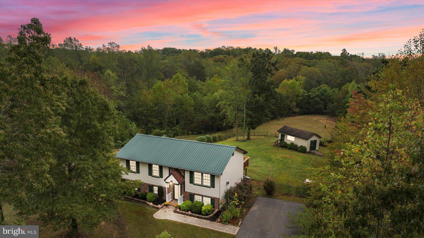 SOUTH STAFFORD - Residential