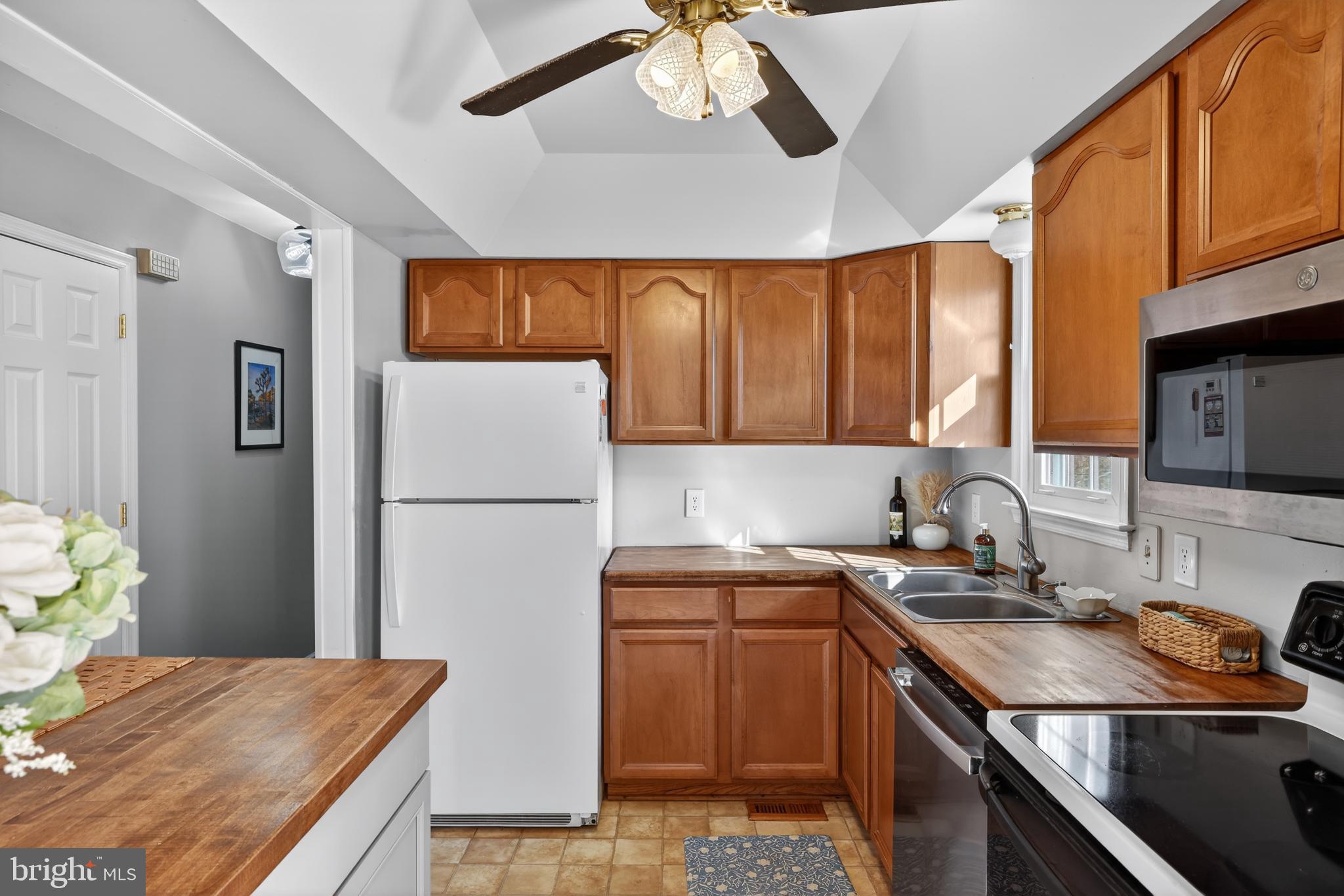 SOUTH STAFFORD - Residential