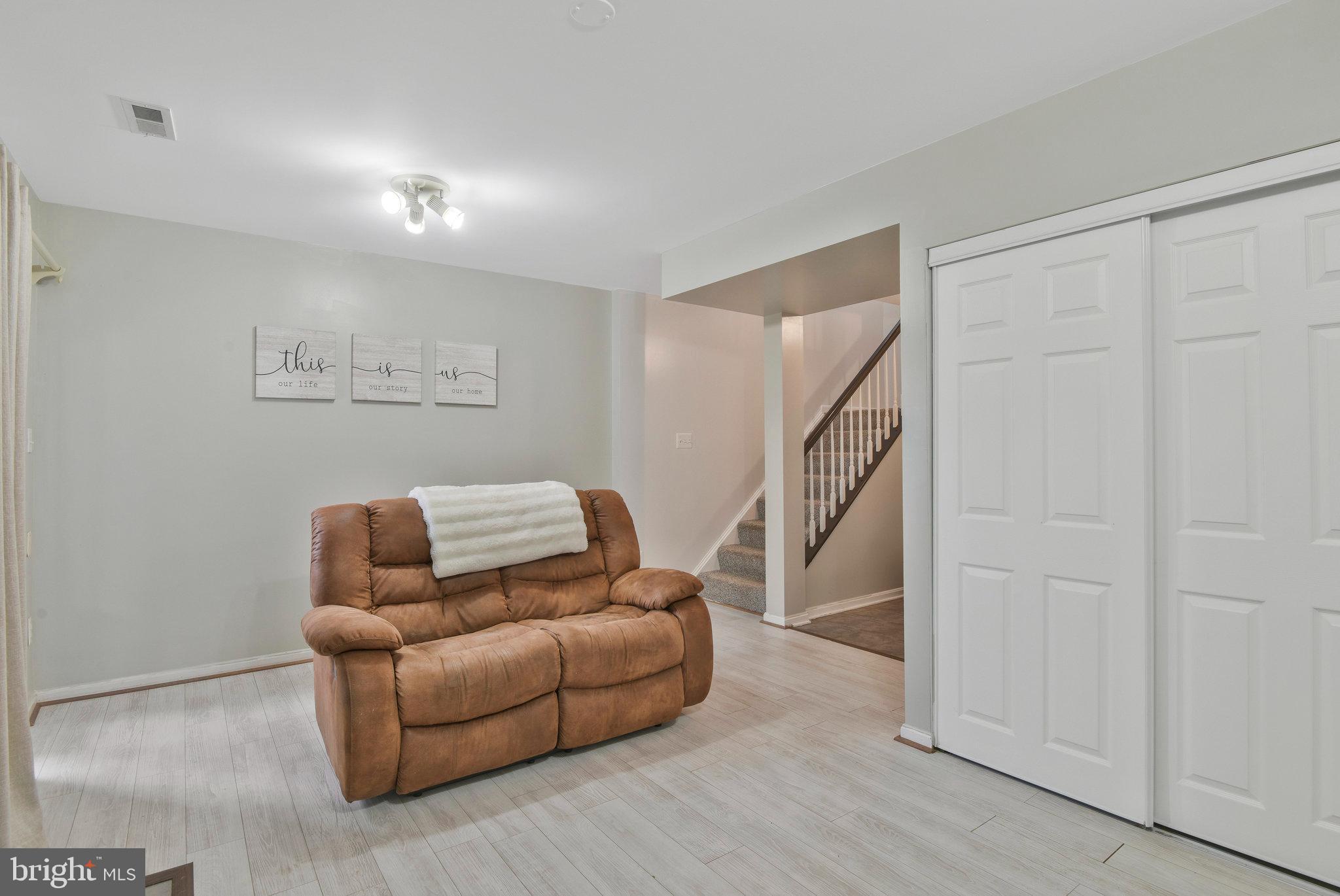 KINGSBROOKE - Residential