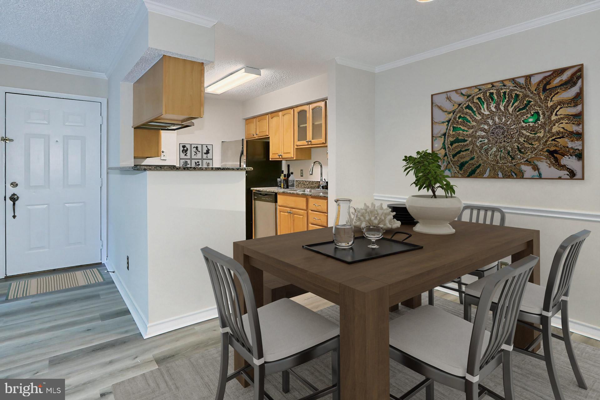 1513 LINCOLN WAY 202