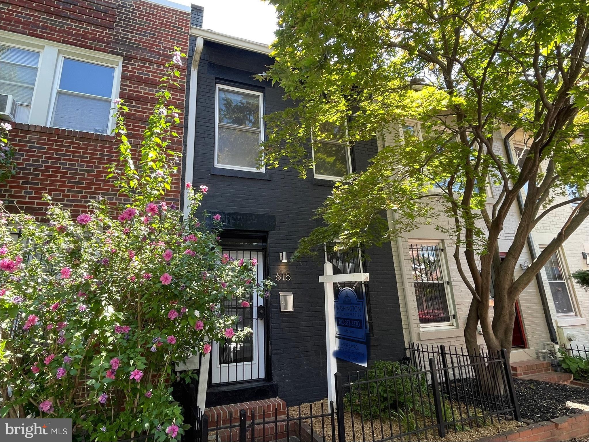 CAPITOL HILL - Residential Lease