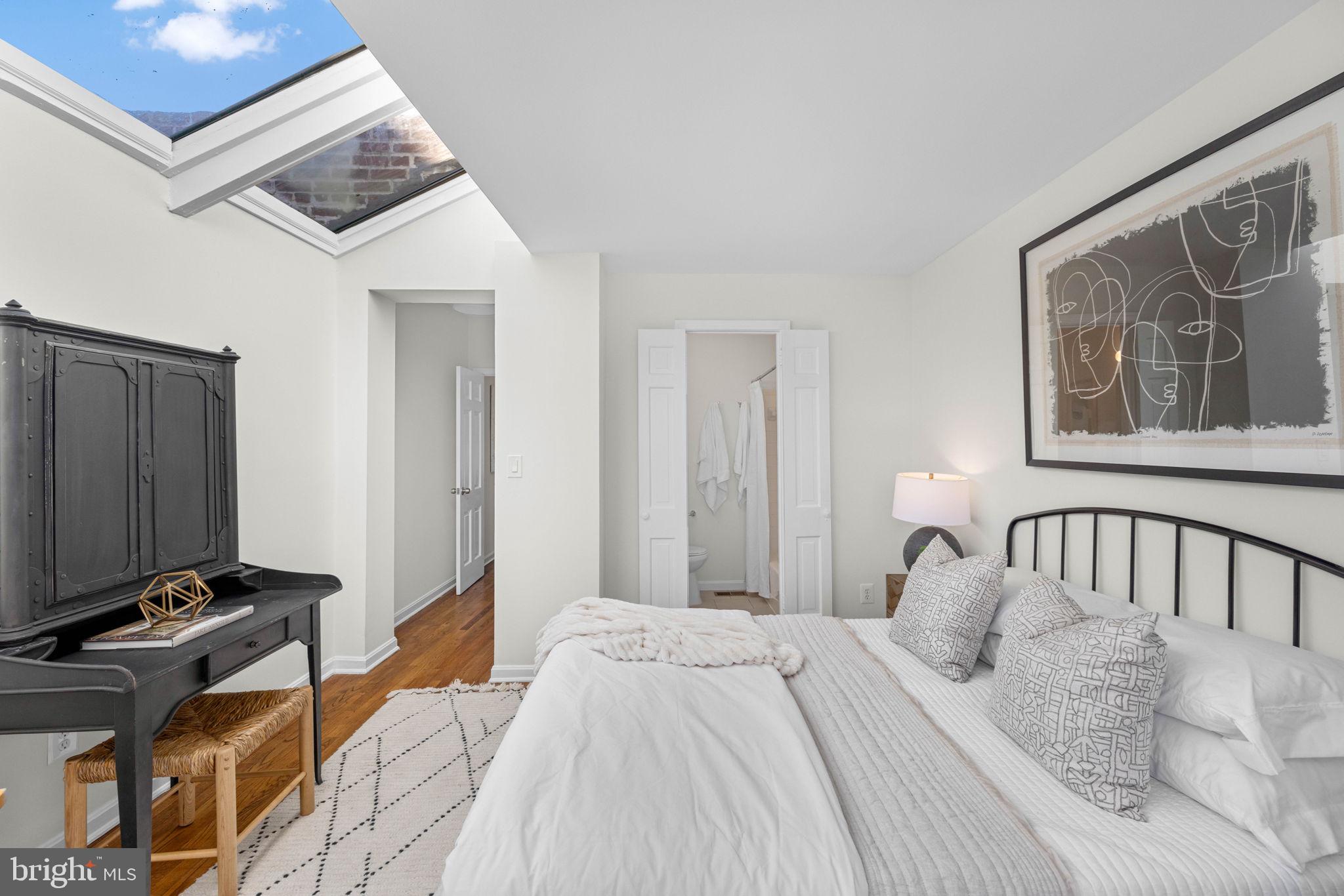 CAPITOL HILL - Residential Lease