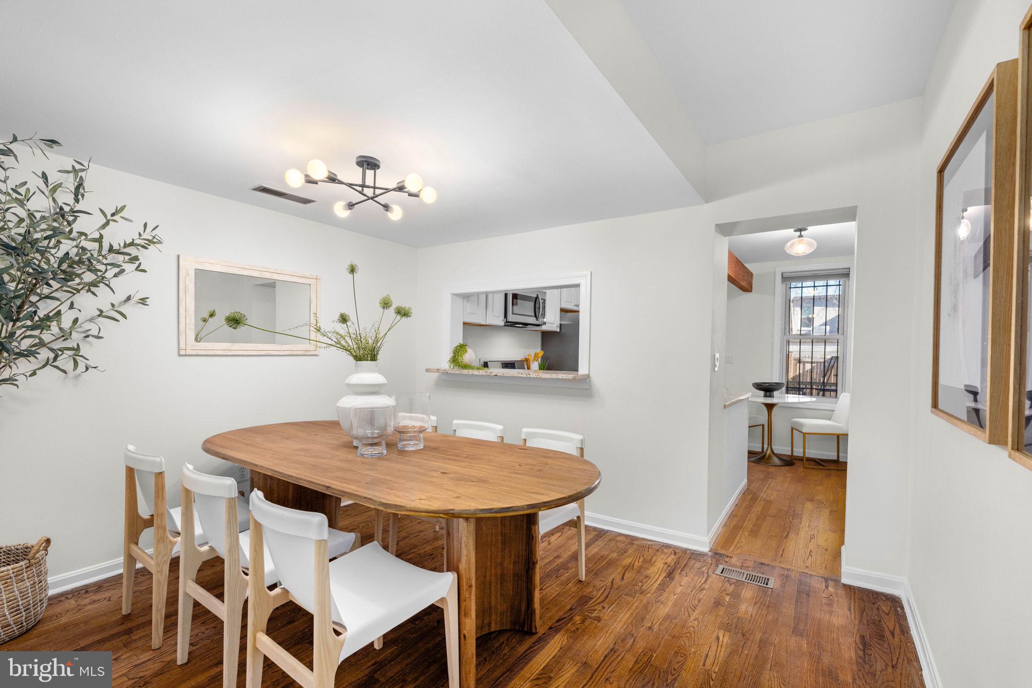 CAPITOL HILL - Residential Lease