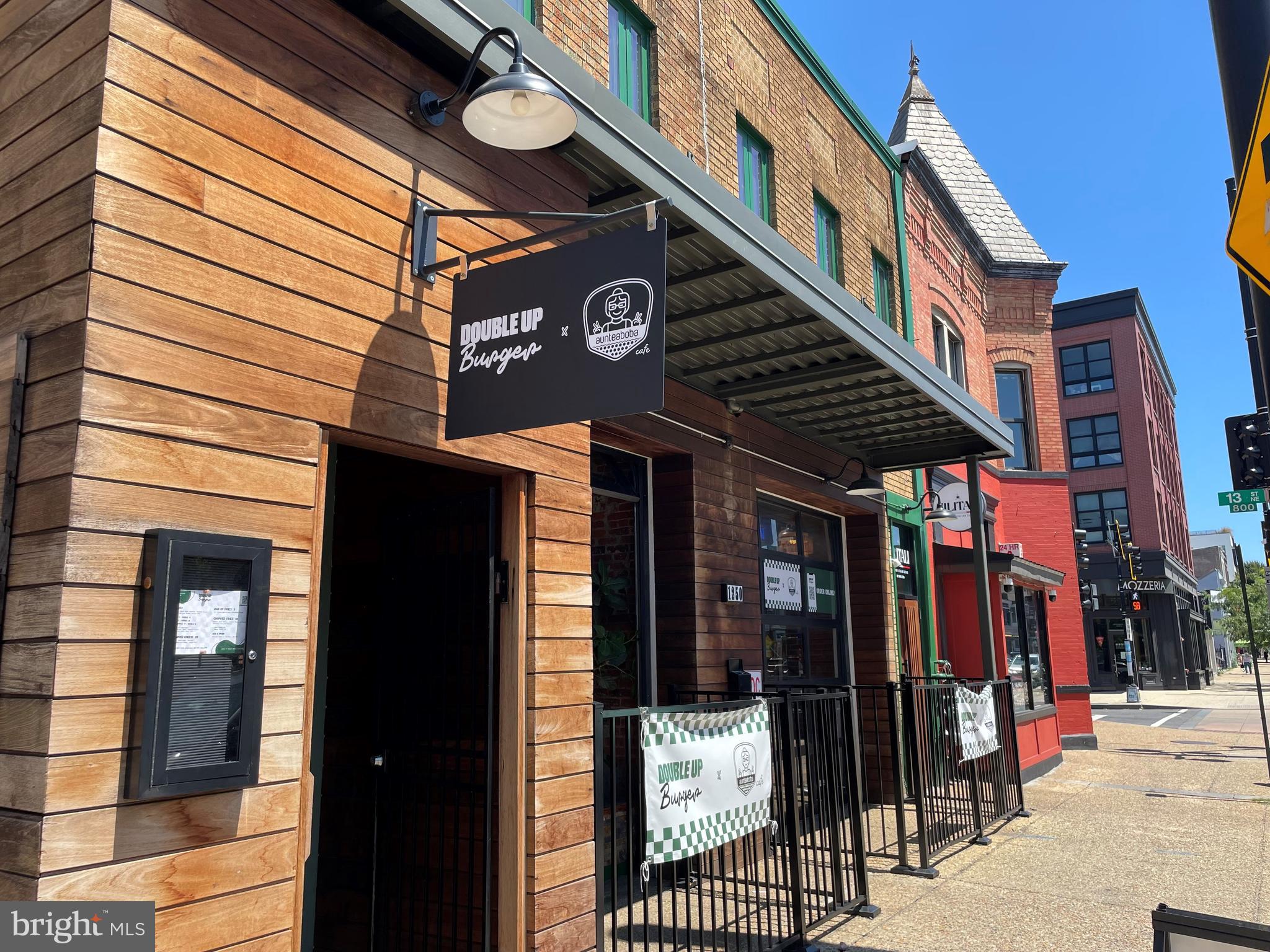 CAPITOL HILL - Residential Lease