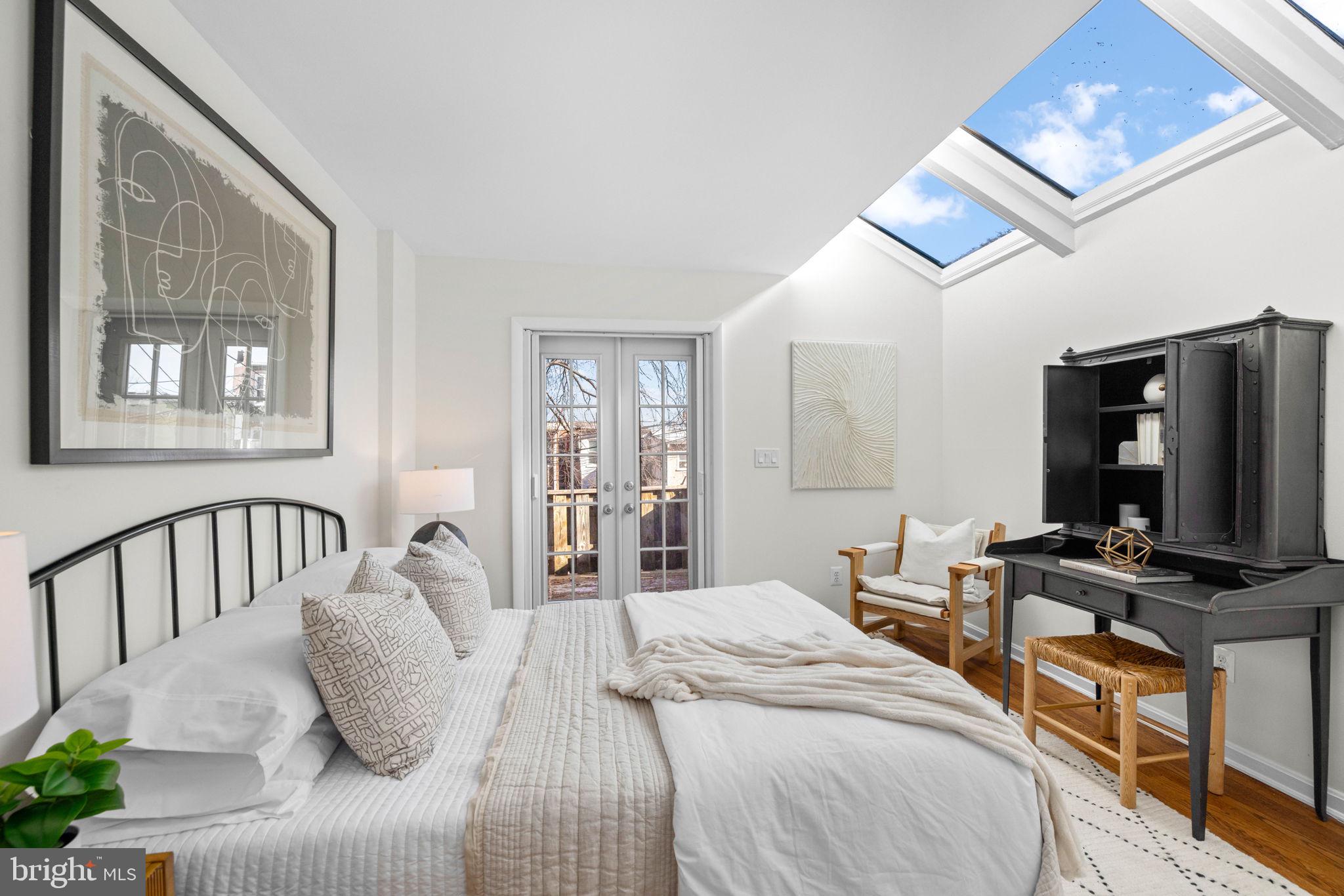 CAPITOL HILL - Residential Lease