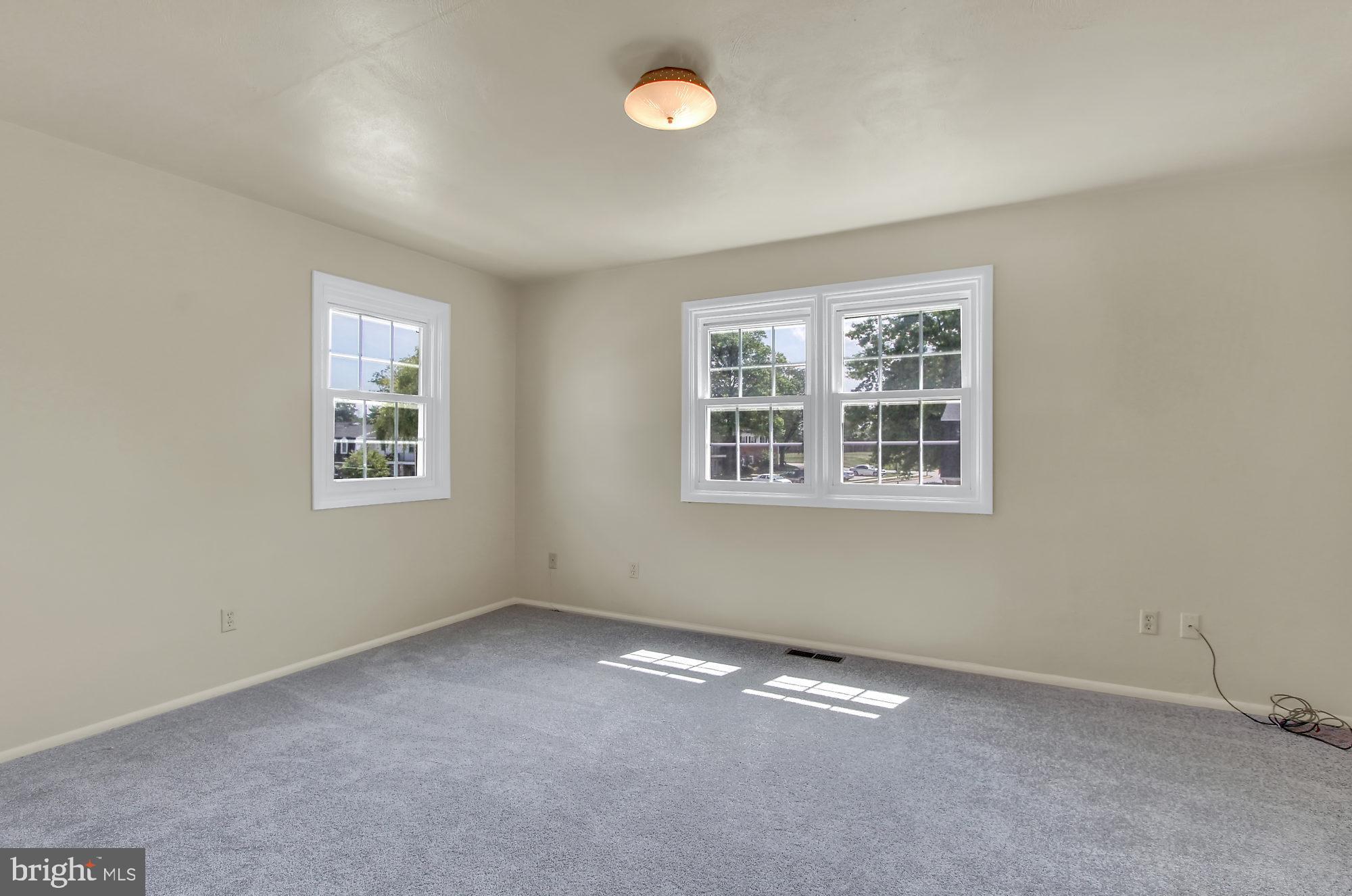 COLONY PARK CONDOS - Residential