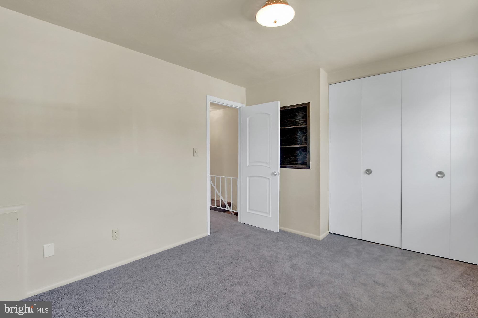 COLONY PARK CONDOS - Residential