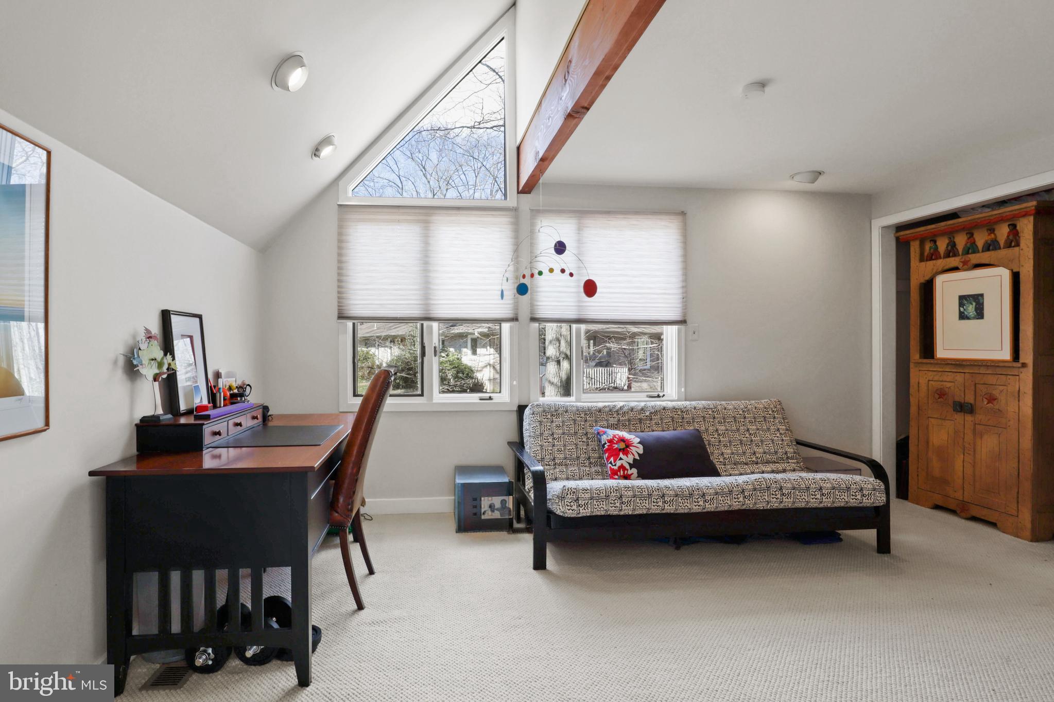 VALE SPRING WOODS - Residential