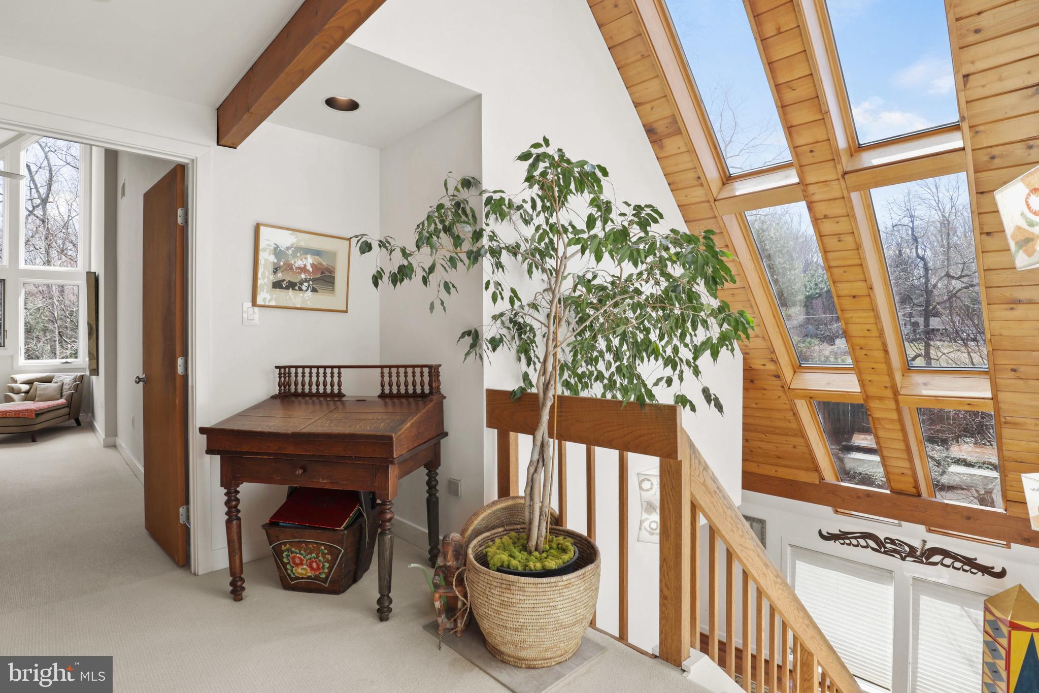 VALE SPRING WOODS - Residential