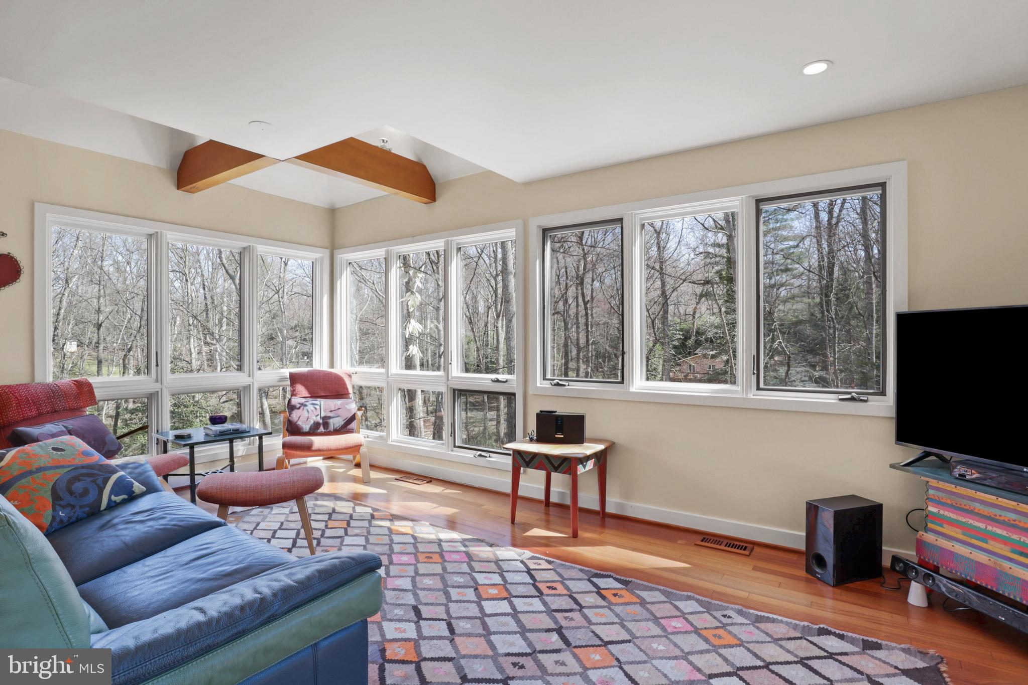 VALE SPRING WOODS - Residential