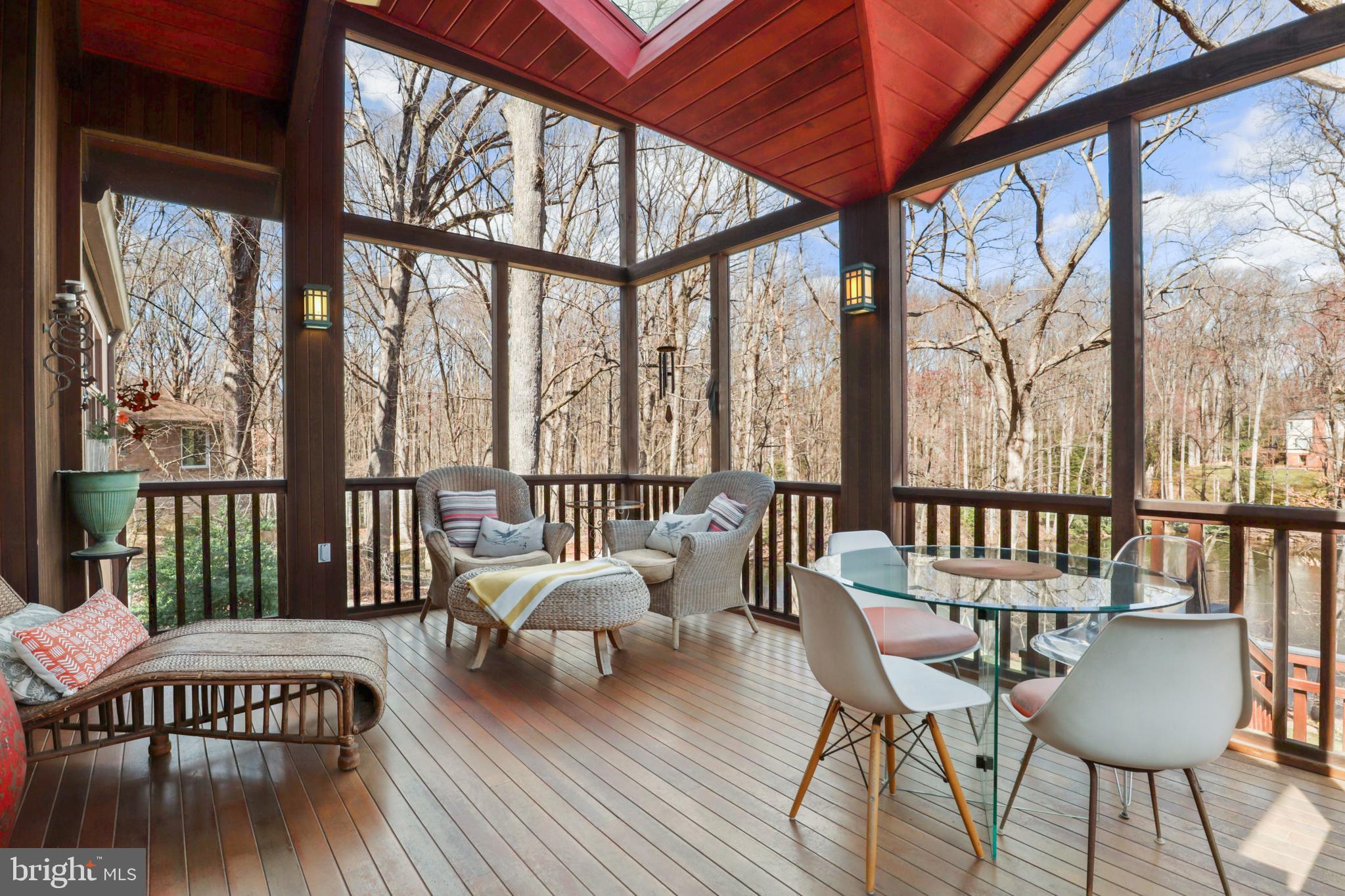 VALE SPRING WOODS - Residential