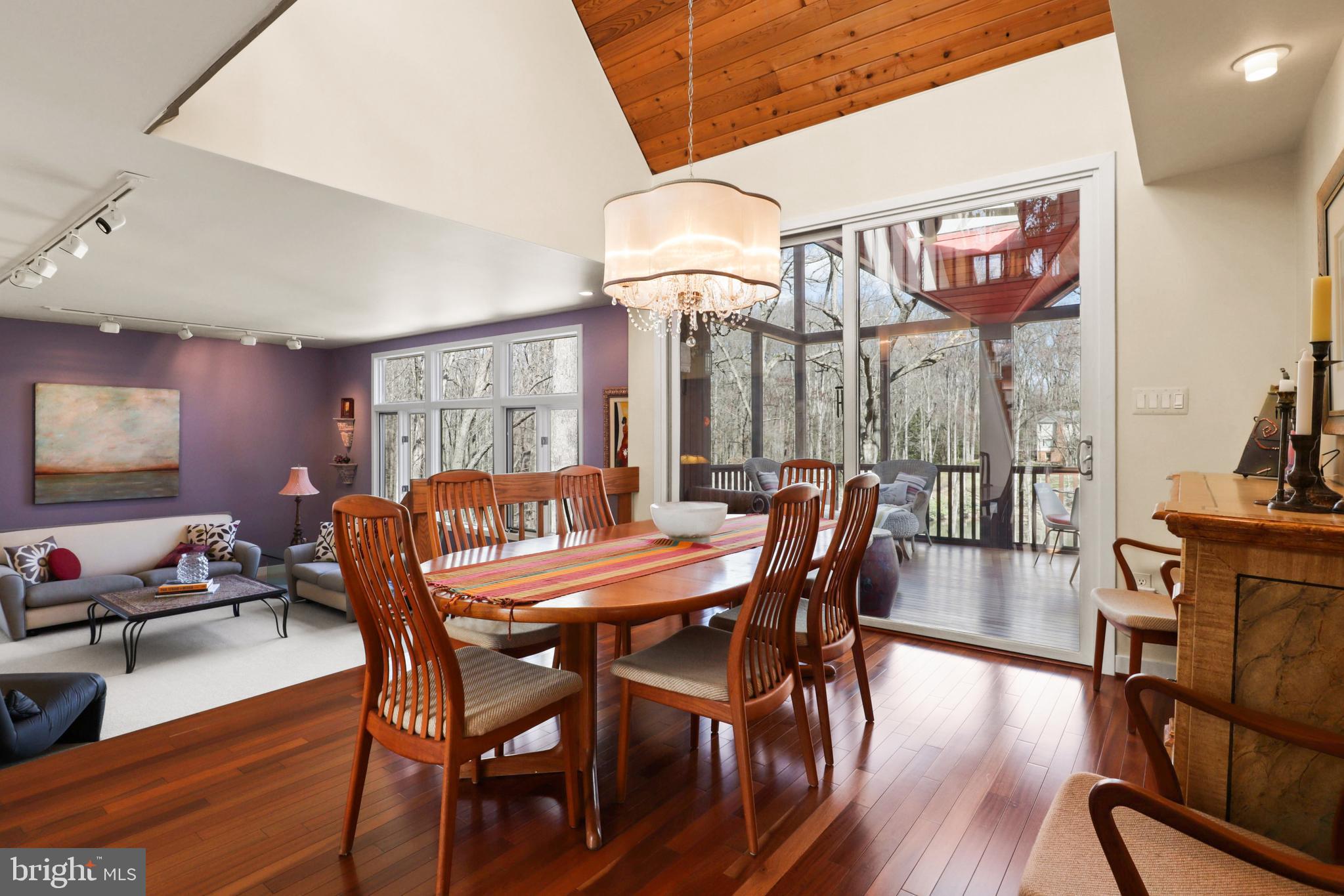 VALE SPRING WOODS - Residential