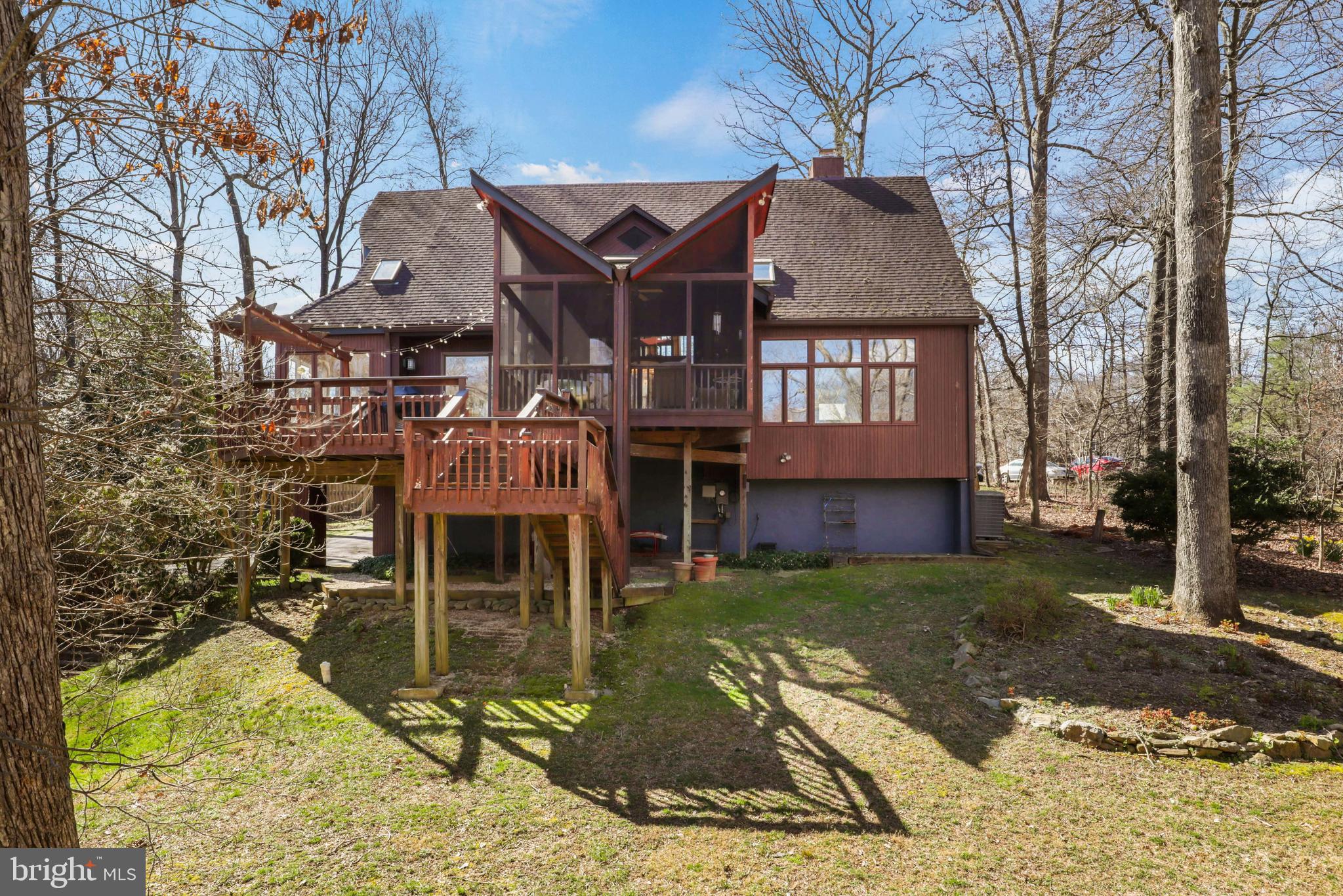 VALE SPRING WOODS - Residential