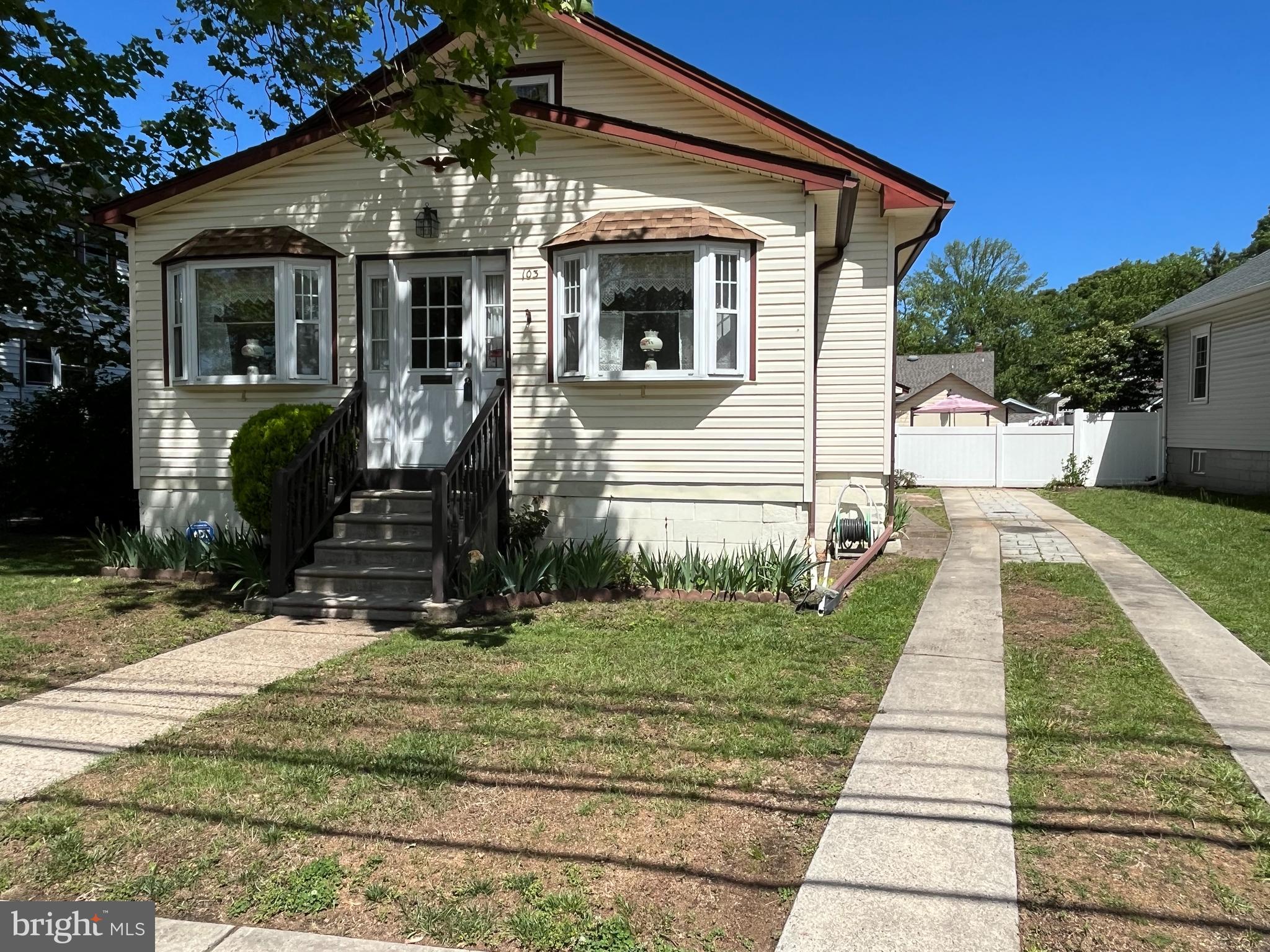 103 W CHARLES STREET