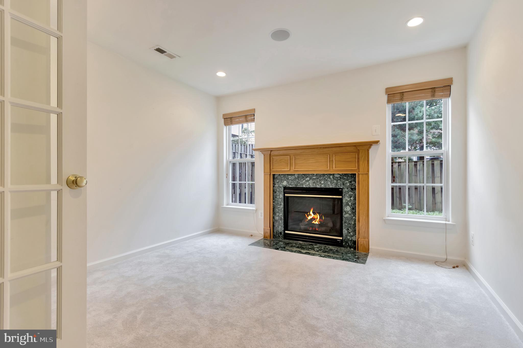 LORTON STATION SOUTH - Residential Lease