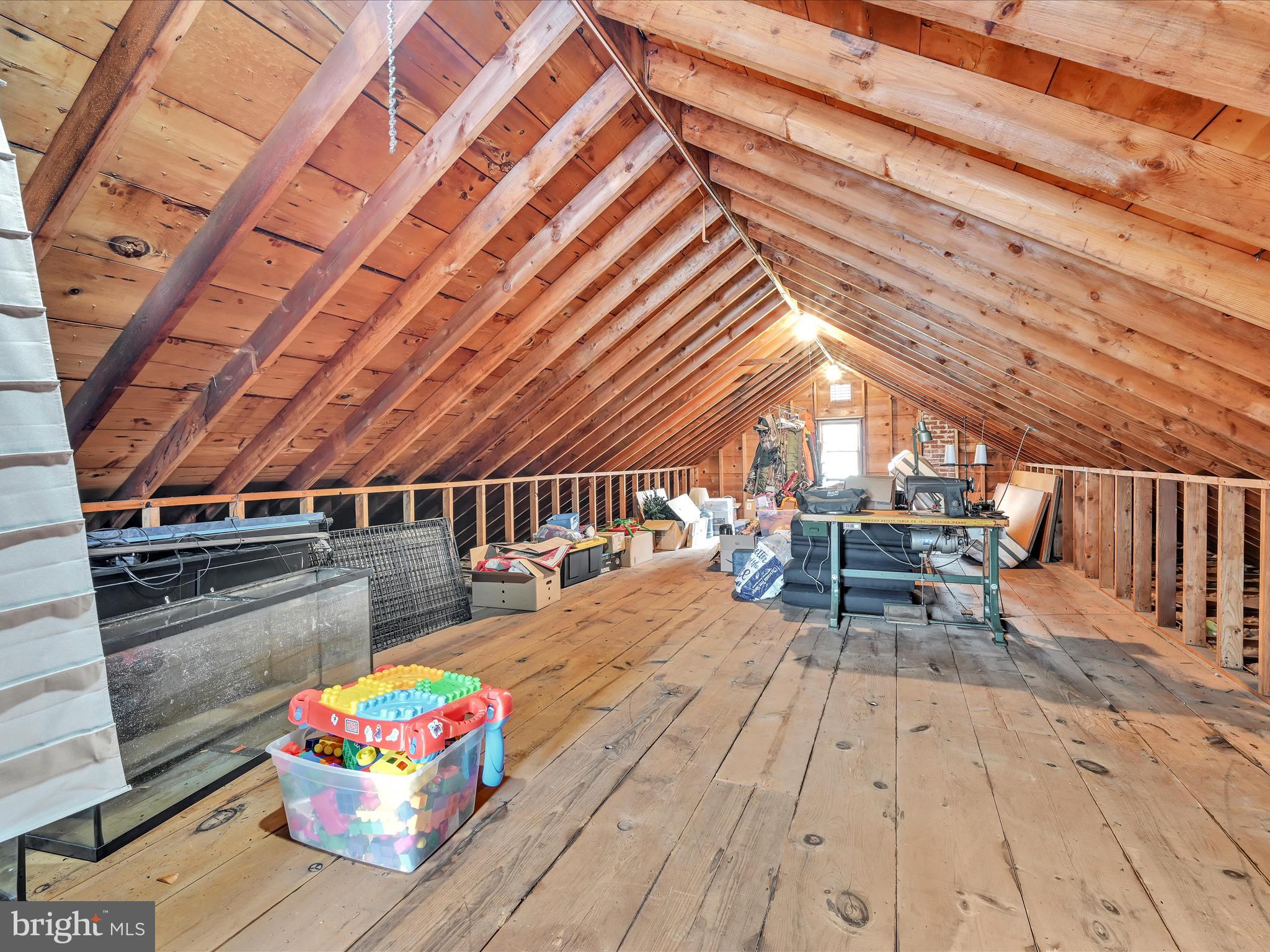 EARL TOWNSHIP - Residential