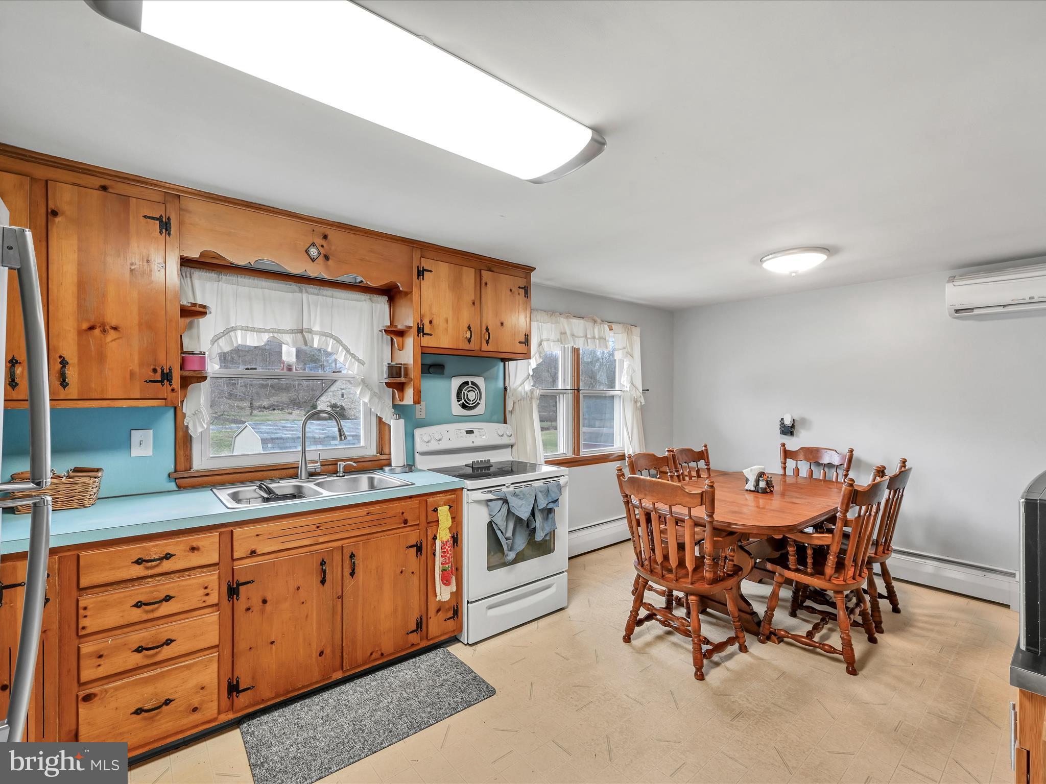 EARL TOWNSHIP - Residential