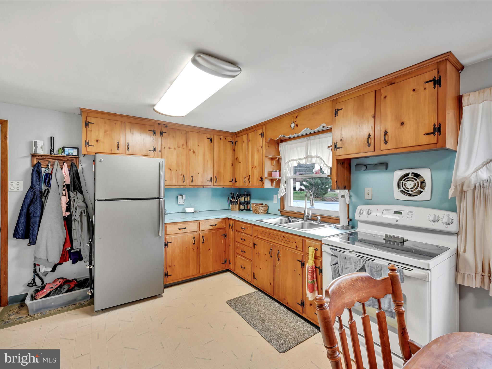 EARL TOWNSHIP - Residential