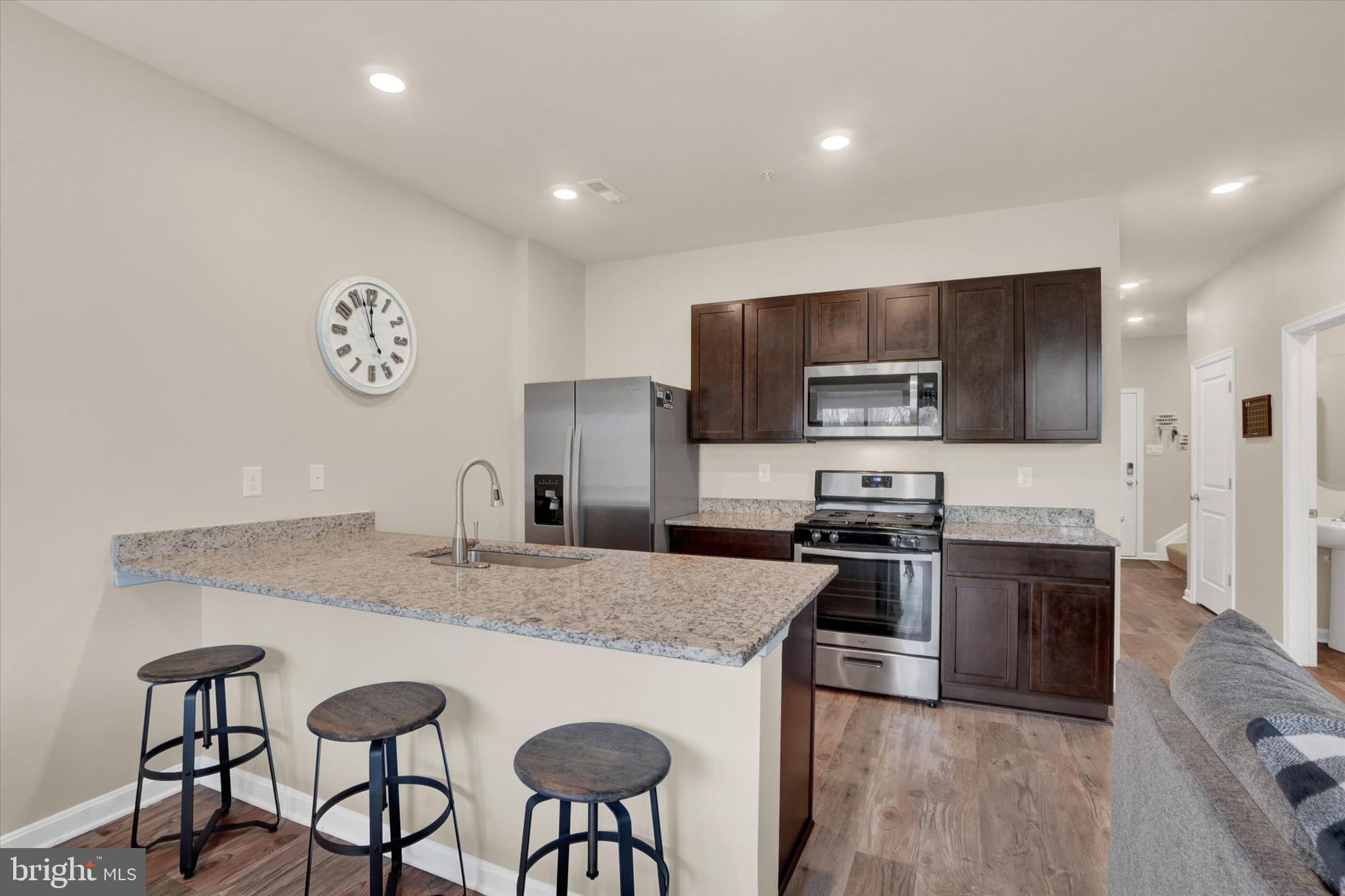 LOCUST RUN - Residential