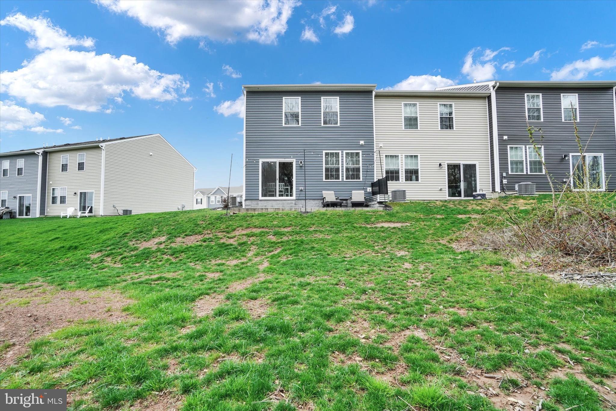 LOCUST RUN - Residential