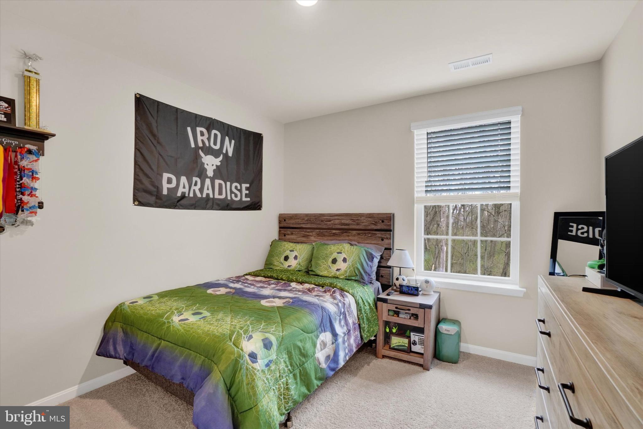 LOCUST RUN - Residential