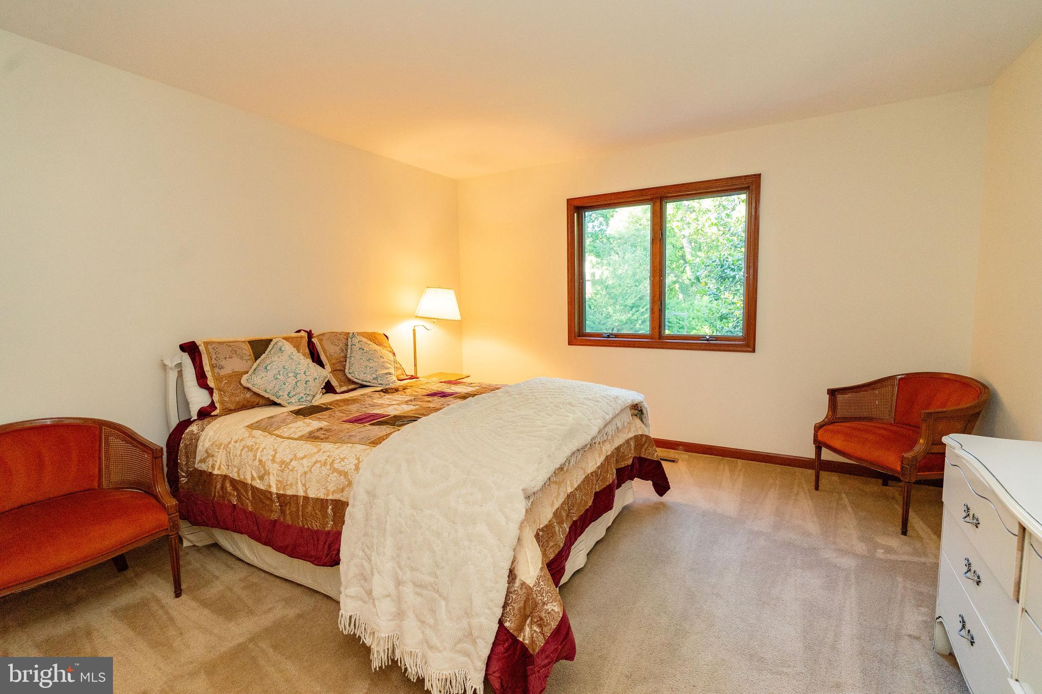 PENNSBURY HGTS - Residential