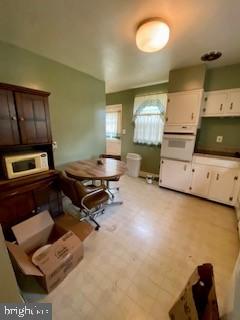 TEMPLE HILLS - Residential