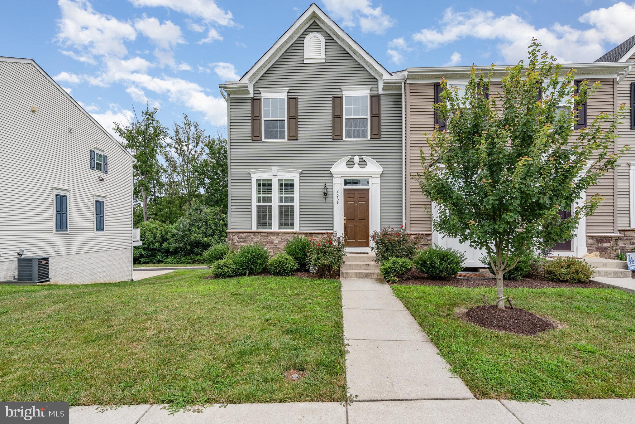 8639 ROSECRANS LANE