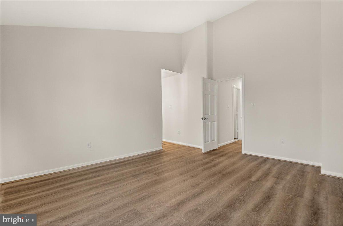 CHURCHILL - Residential