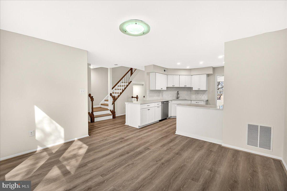 CHURCHILL - Residential