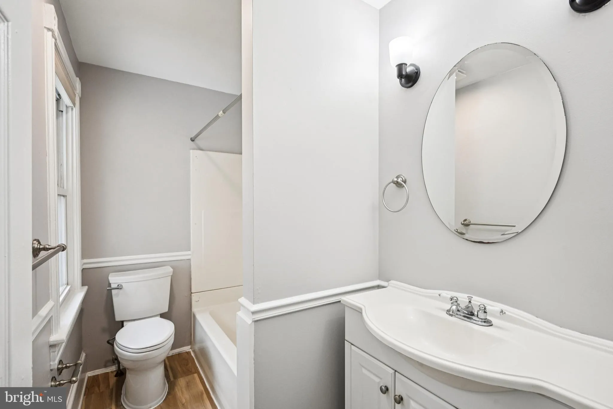 Glassboro, New Jersey 08028, United States, 5 Bedrooms Bedrooms, ,2 BathroomsBathrooms,Residential,Active,197897