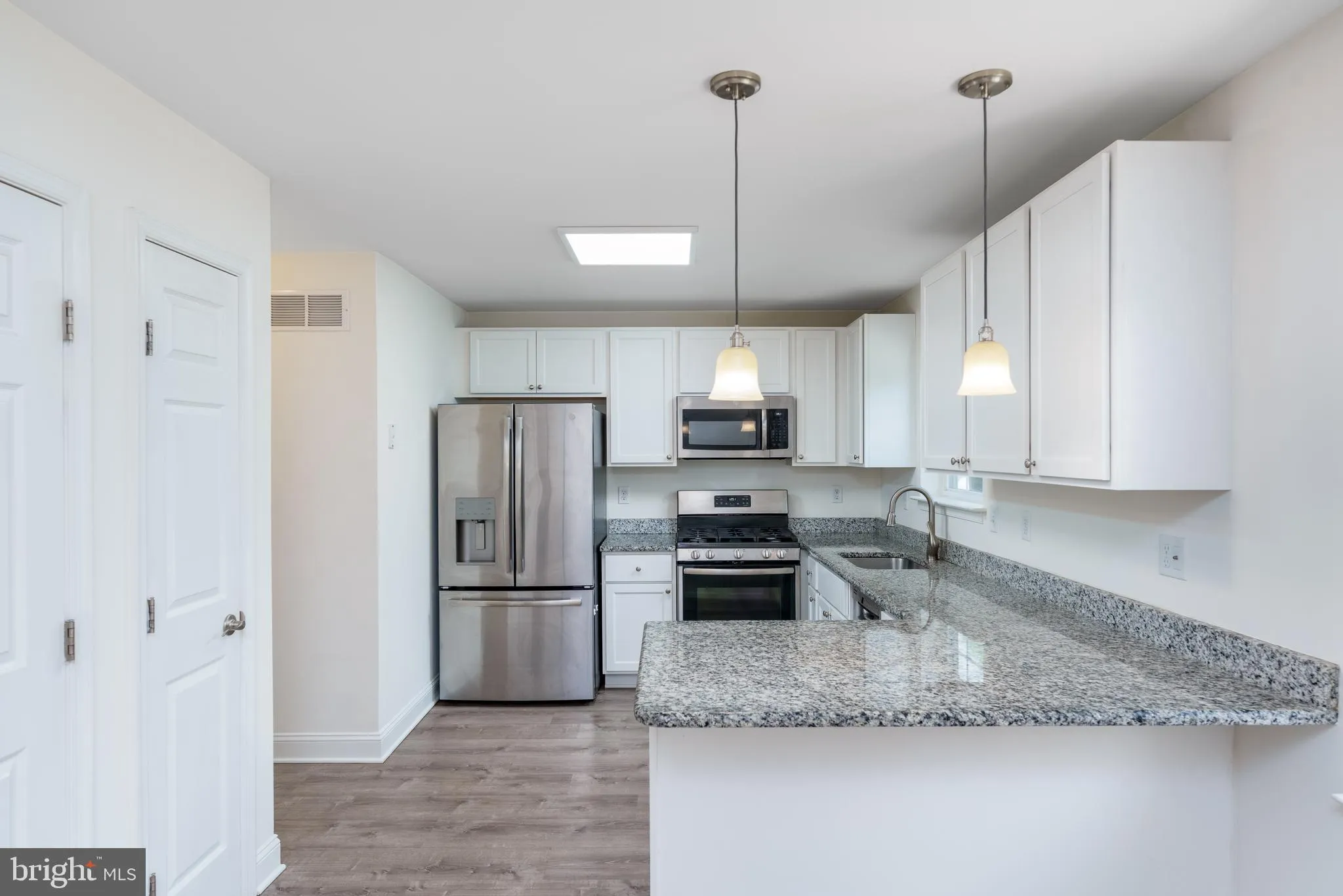 New Castle, Delaware 19720, United States, 3 Bedrooms Bedrooms, ,4 BathroomsBathrooms,Residential,Active,122219