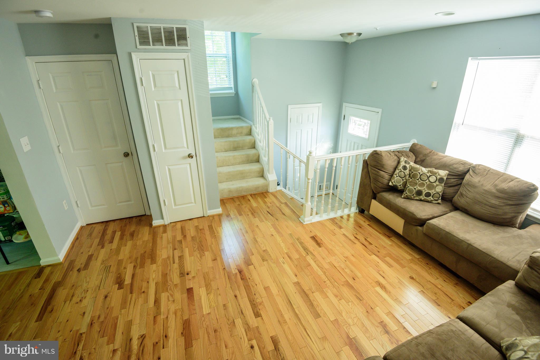 COLONY SQUARE - Residential