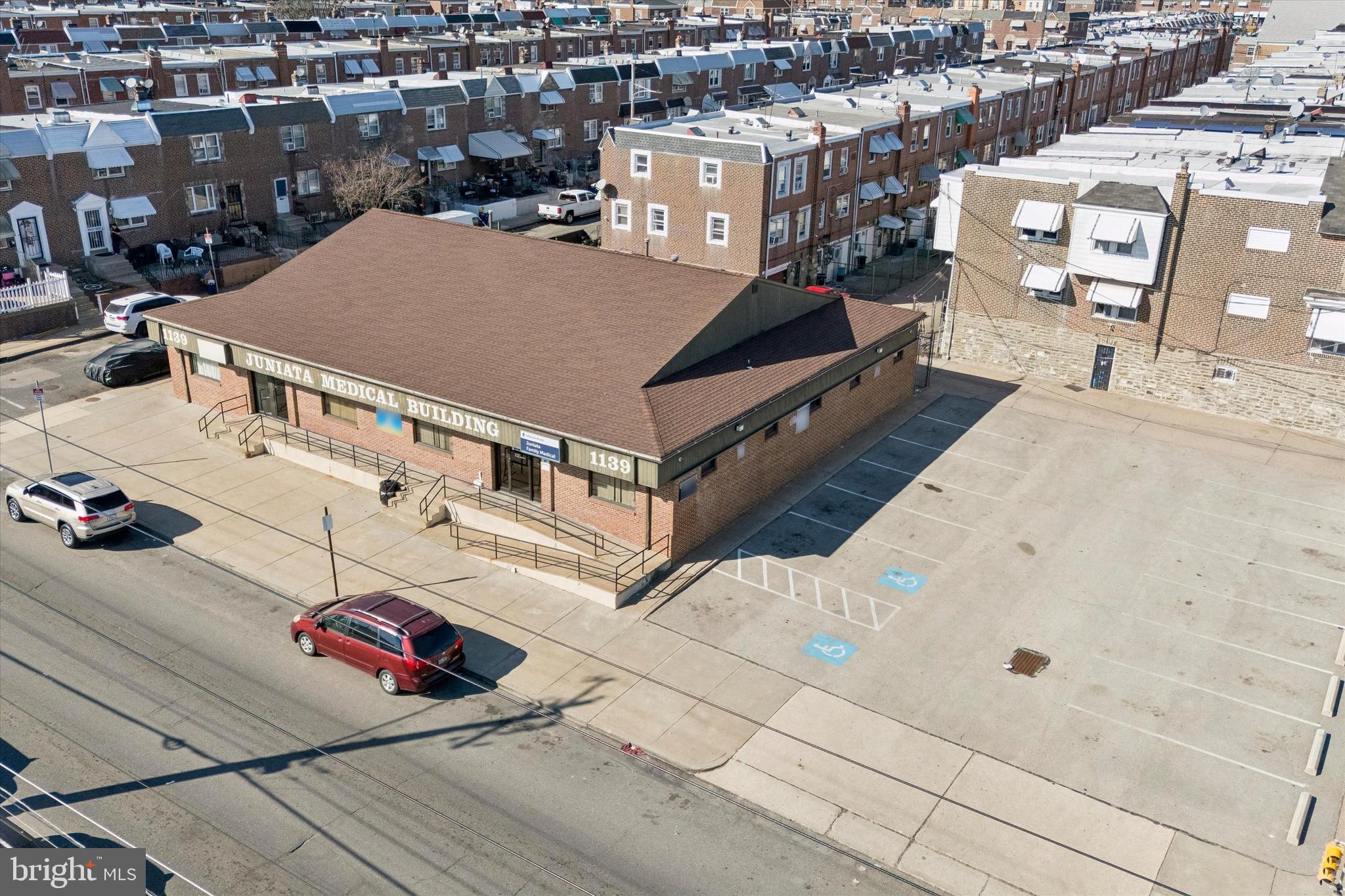 1139 E LUZERNE STREET