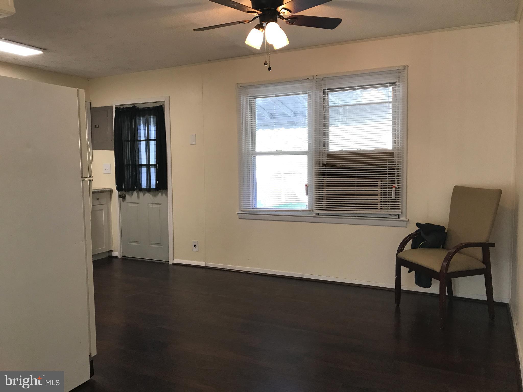 COUNTRY RIDGE - Residential