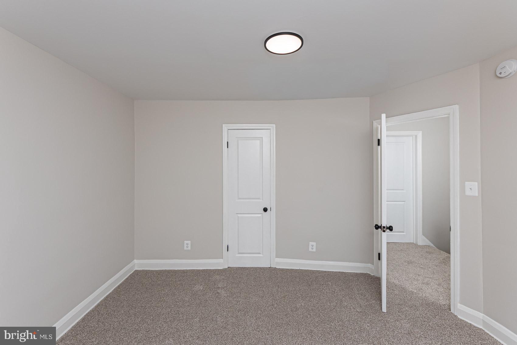 RADNOR WINSTON - Residential