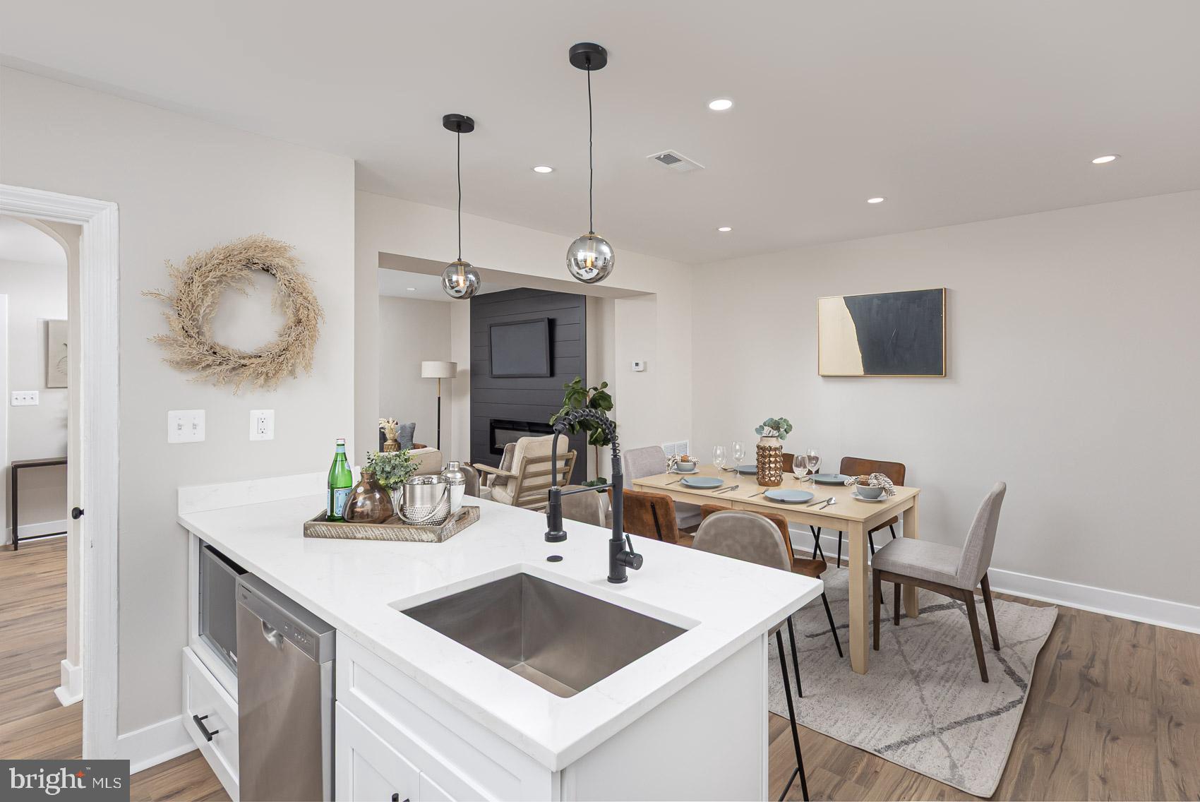 RADNOR WINSTON - Residential