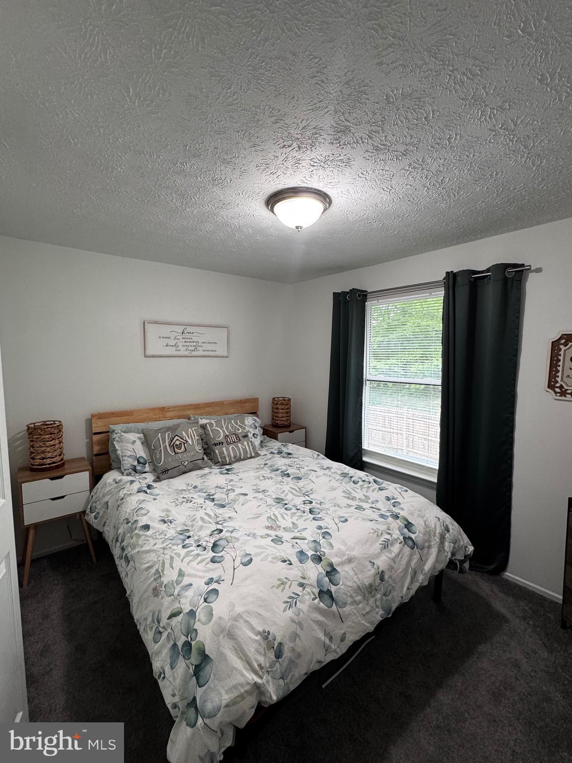 WHISPERING WOODS - Residential Lease