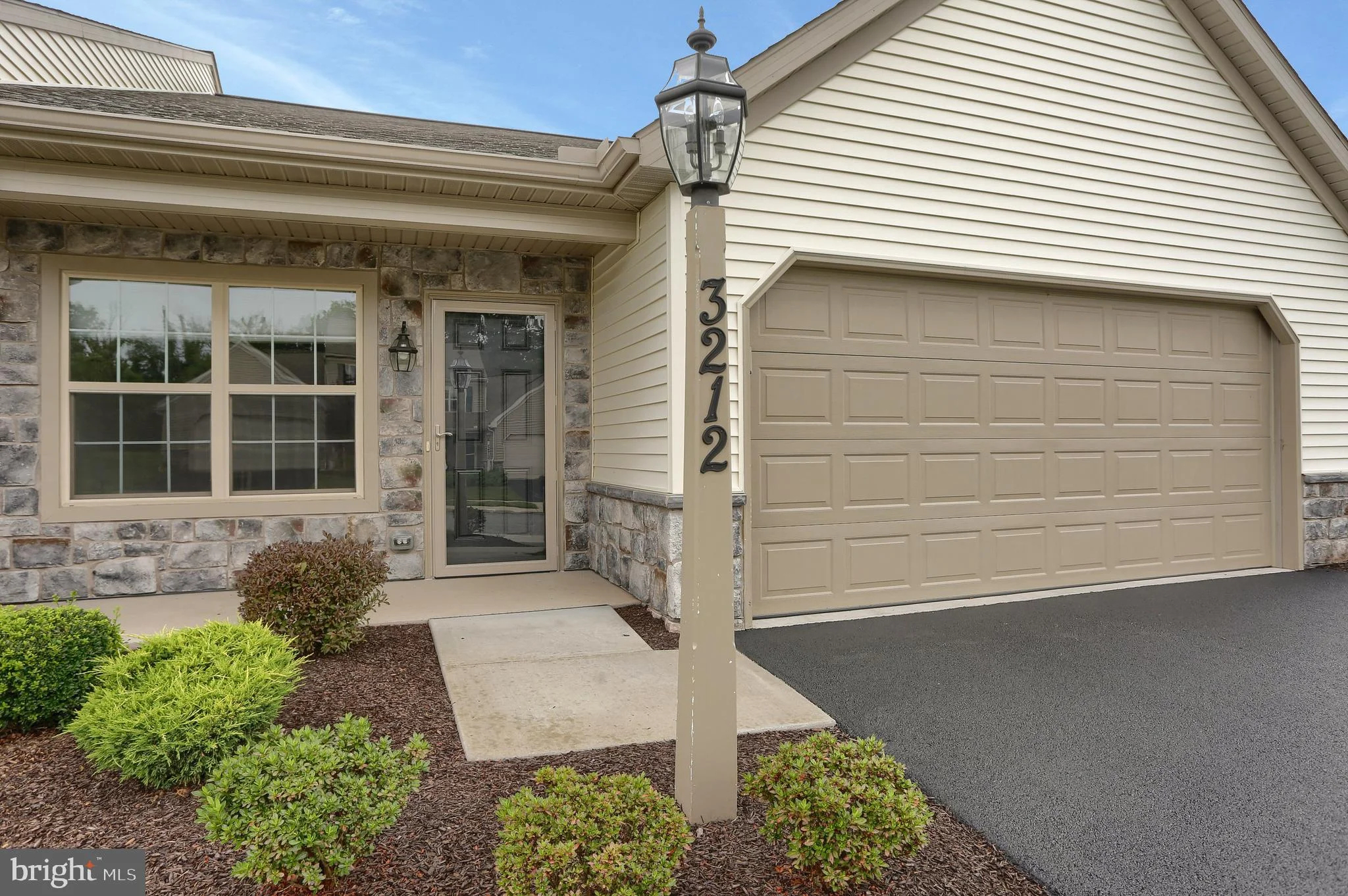 3212 Faire Wynd Place Unit 94, Dover, PA 17315