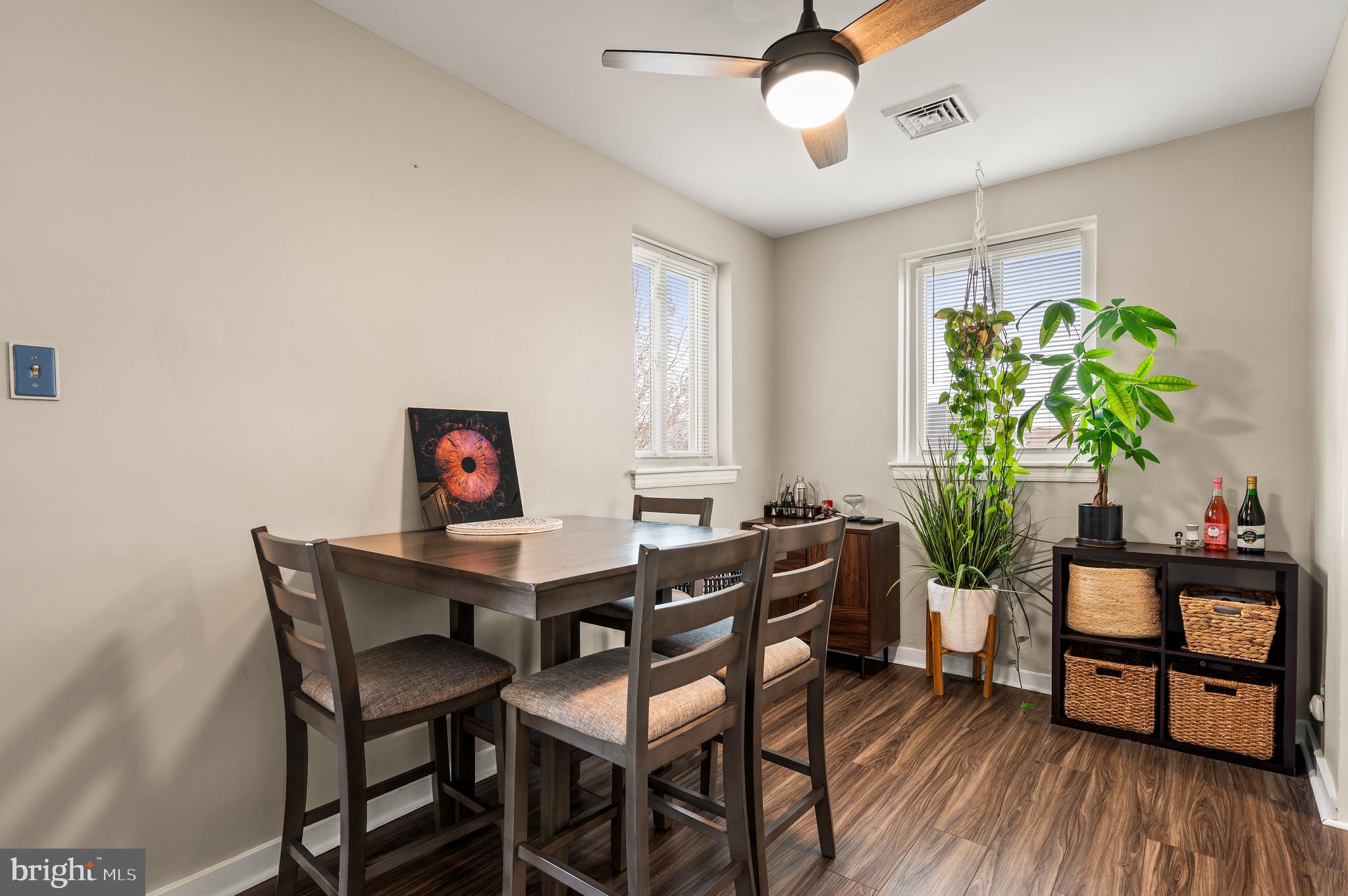 ACADEMY GARDENS - Residential