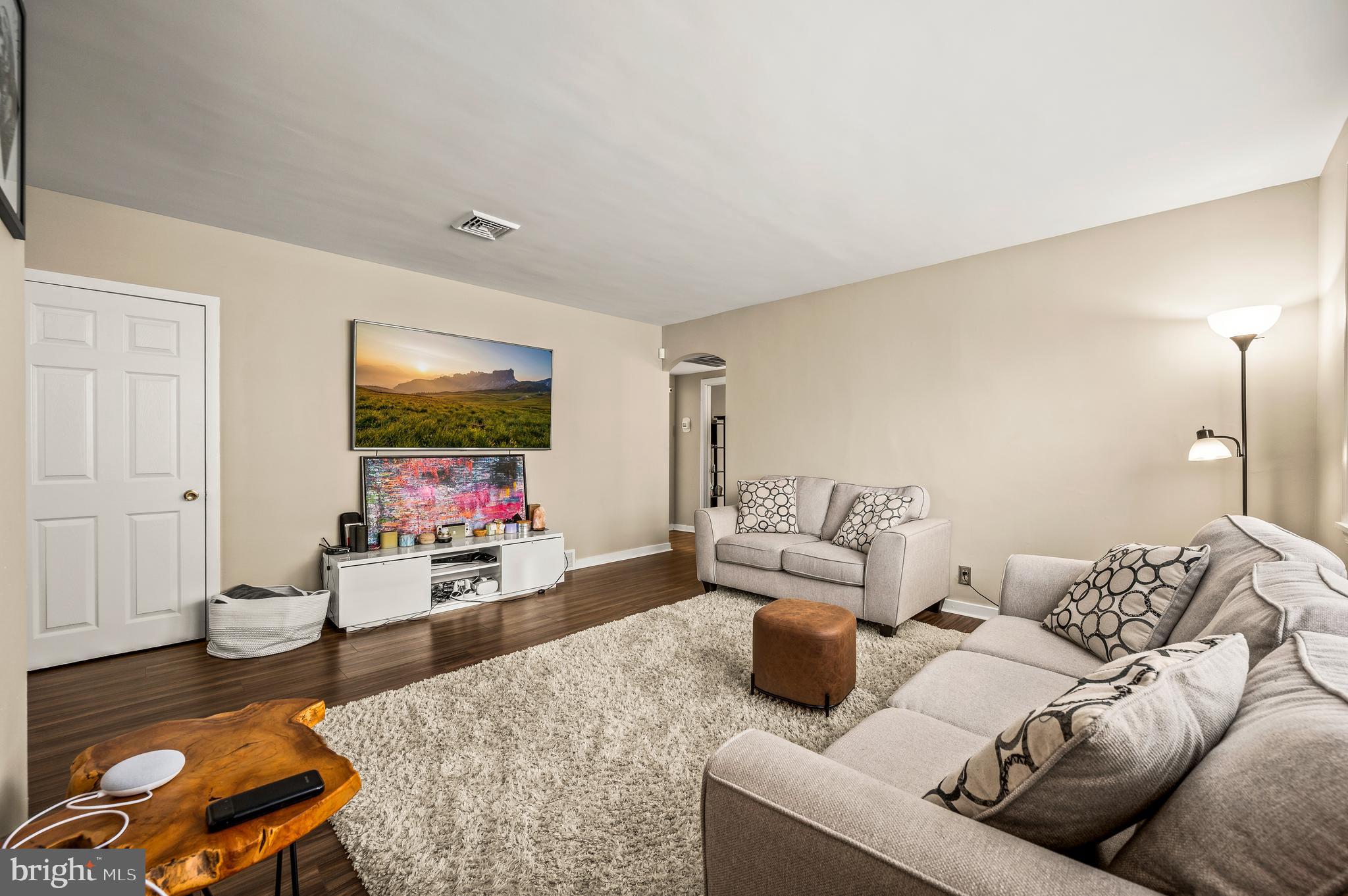 ACADEMY GARDENS - Residential