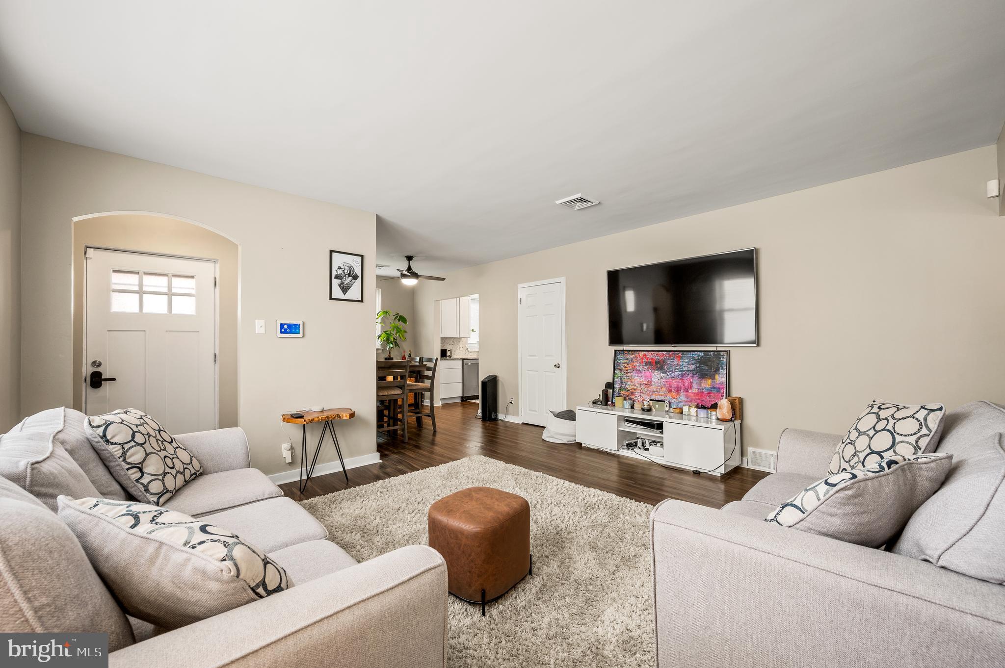 ACADEMY GARDENS - Residential