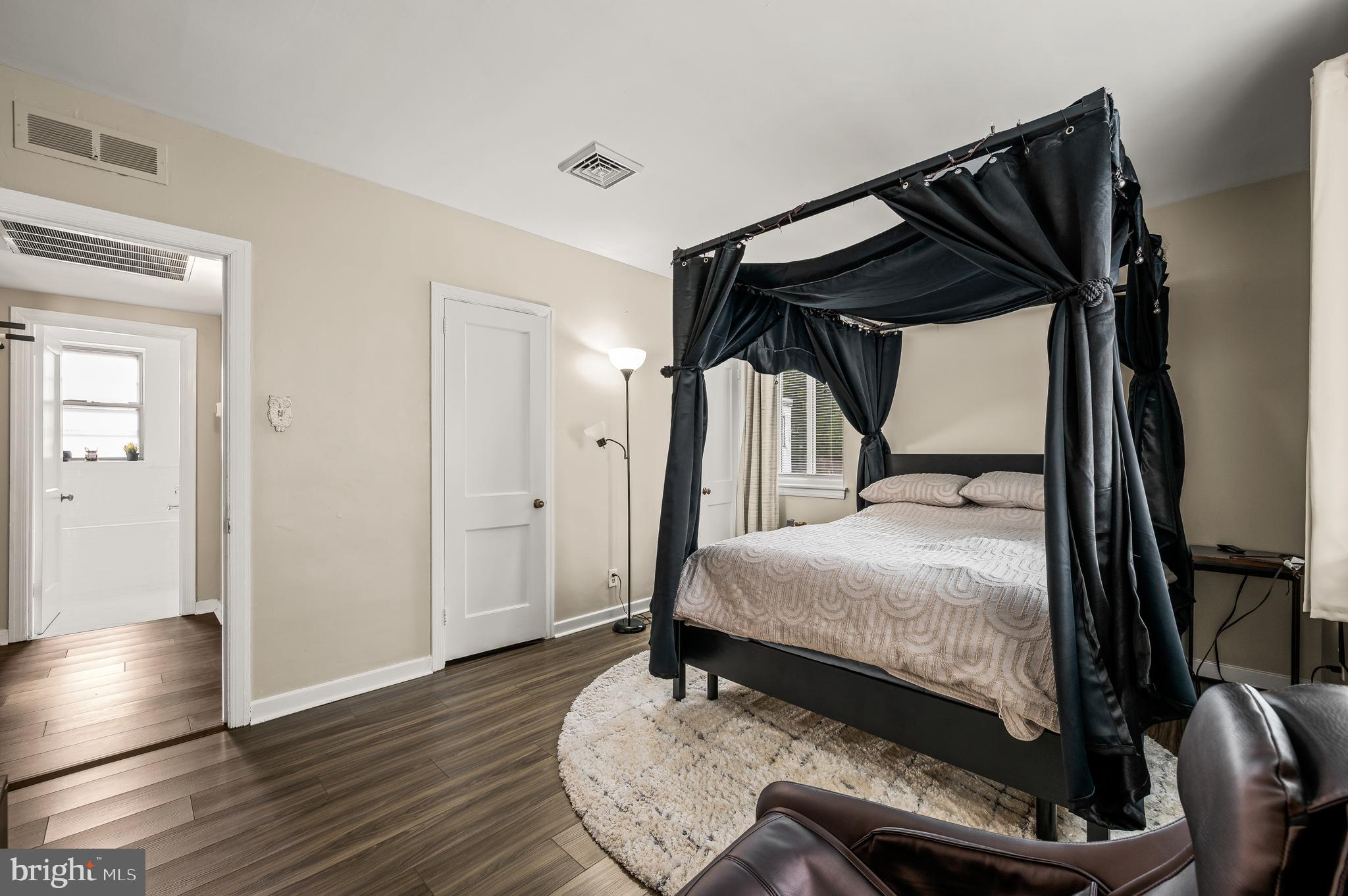 ACADEMY GARDENS - Residential