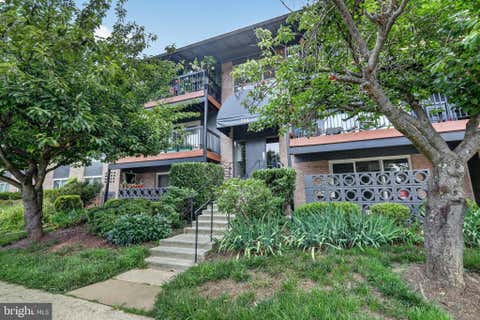 Condo For Rent - 204 Park Terrace Court #28<br/> Fairfax County, VIENNA, VA 22180