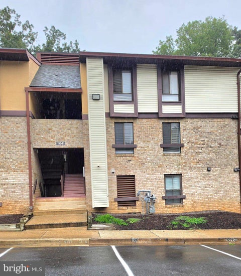Photo of 11641 Stoneview Sq #12C, RESTON, VA 20191 (MLS # VAFX2339720)