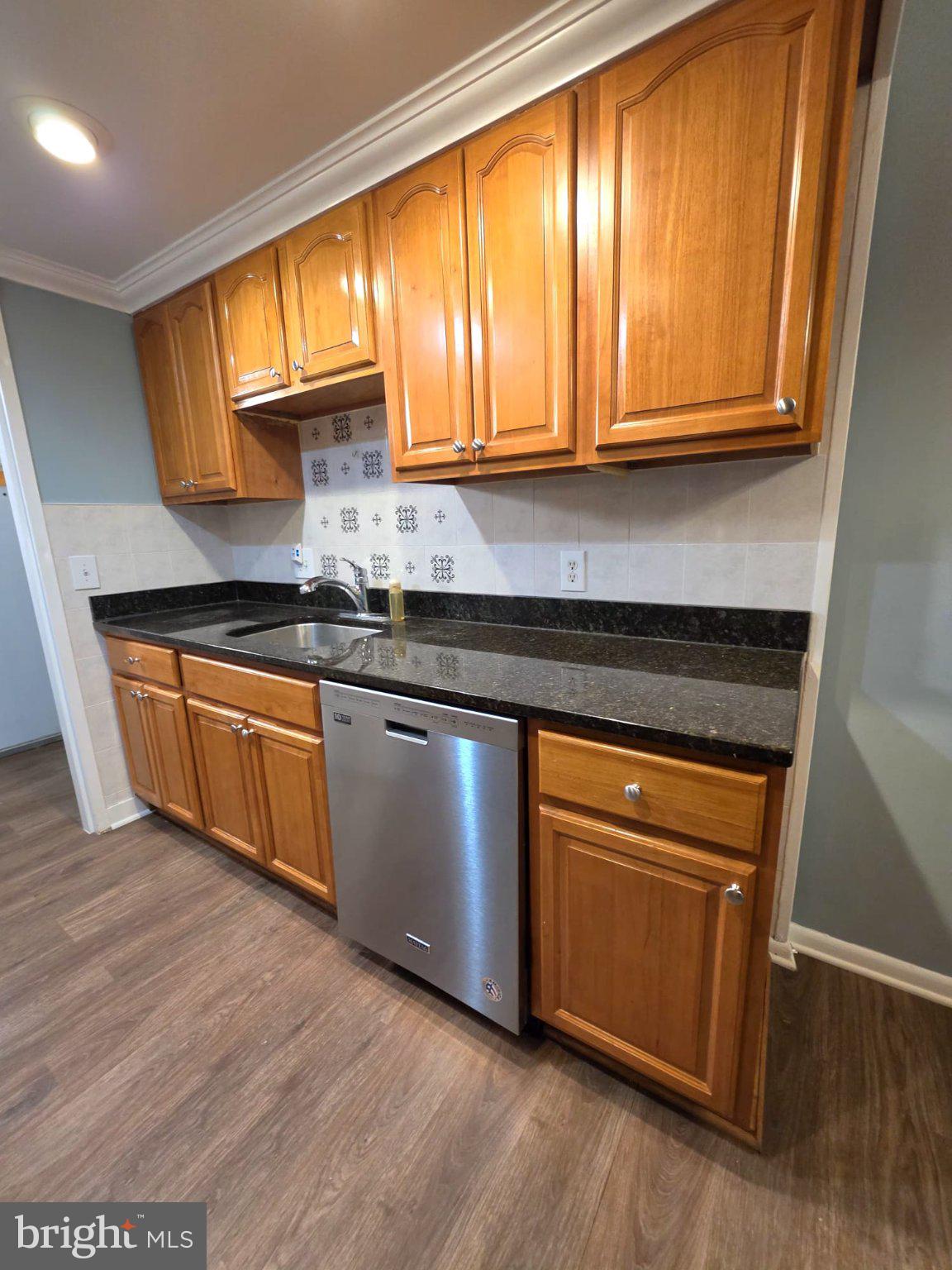 11641 STONEVIEW 12C